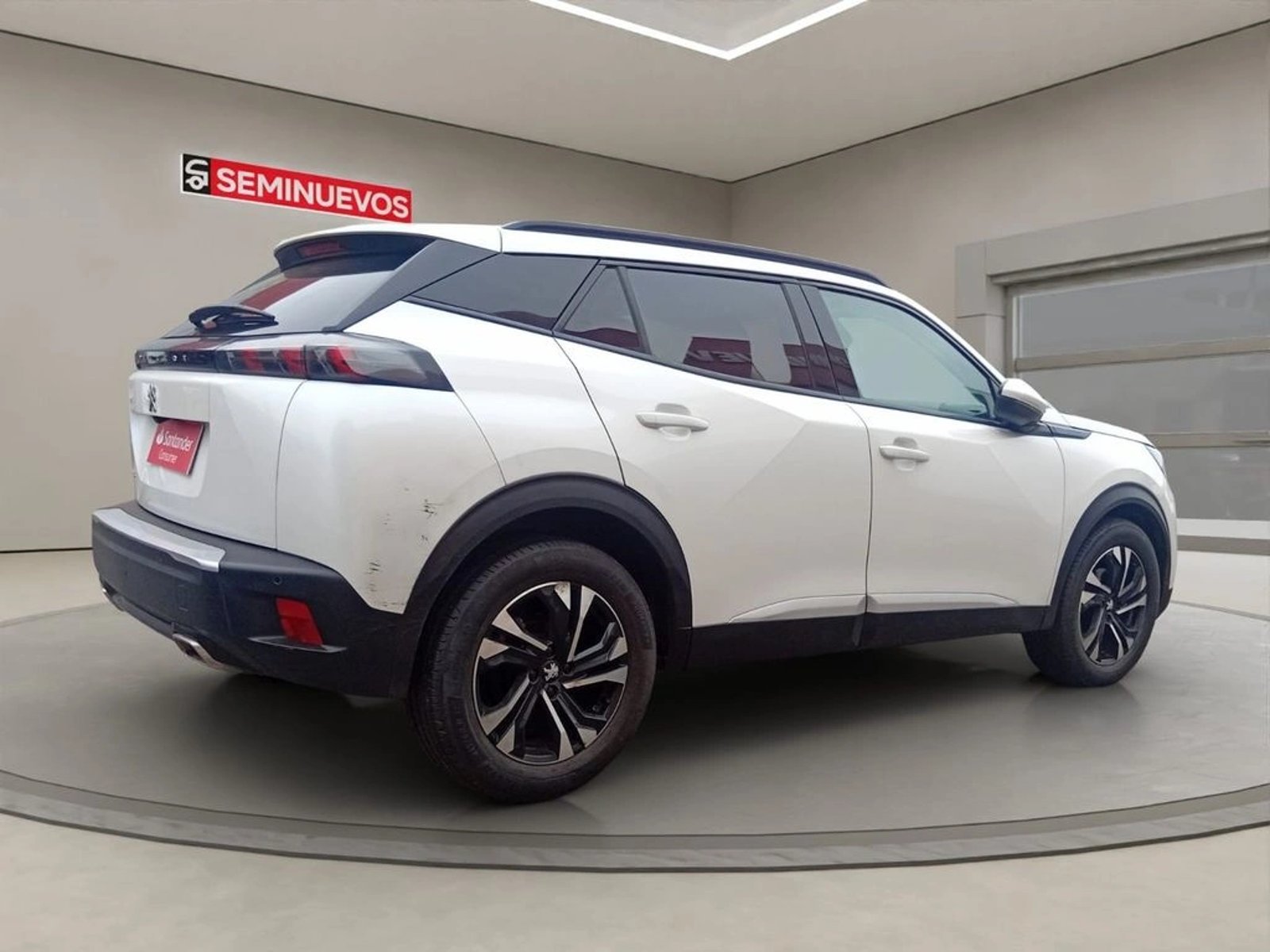 Peugeot 2008 1.2 ALLURE PACK PURETECH 130 MT 2021 - Foto 5 de 11