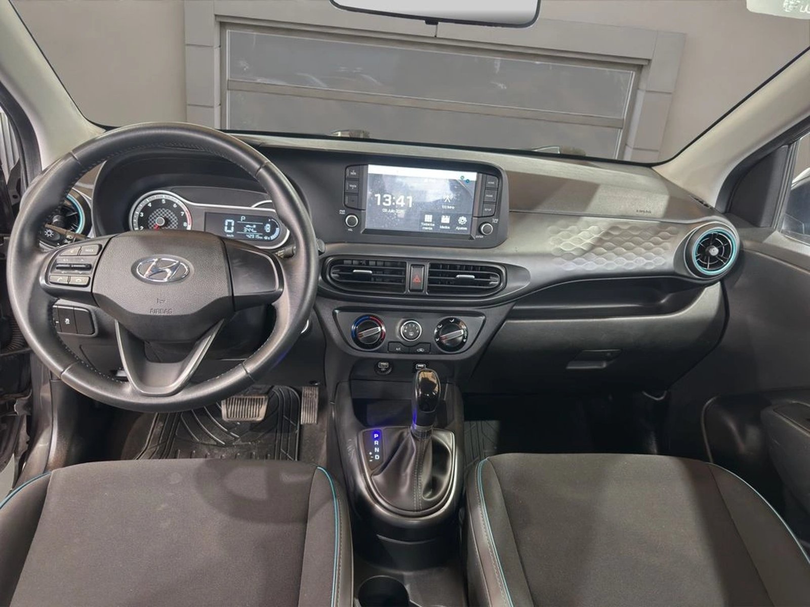 HYUNDAI GRAND I10 1.2 AI3 SDN PLUS MT 2023 - Imagen 14 de 19