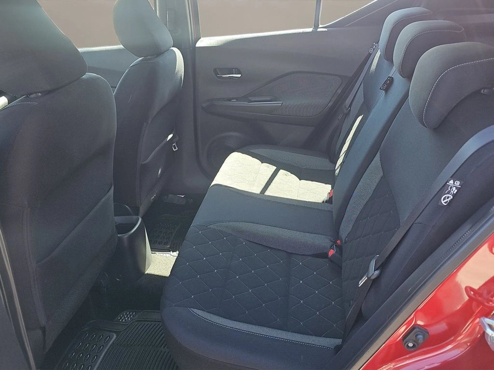 Nissan KICKS 1.6 ADVANCE MT 2018 - Imagen 13 de 13