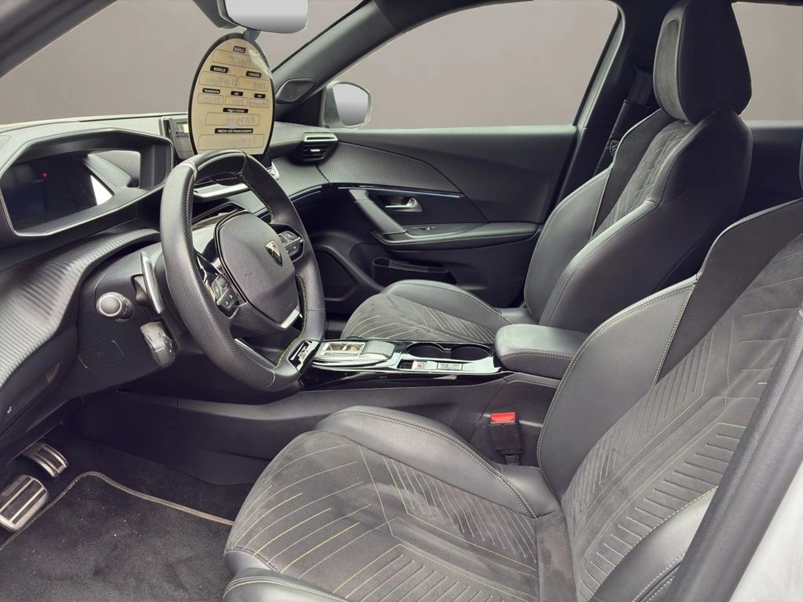 Peugeot 2008 1.5 GT BLUEHDI DIESEL 2024 - Imagen 9 de 16