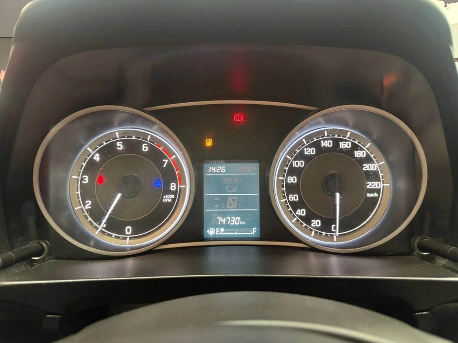 Suzuki DZIRE 1.2 GL MT 2023 - Imagen 7 de 9