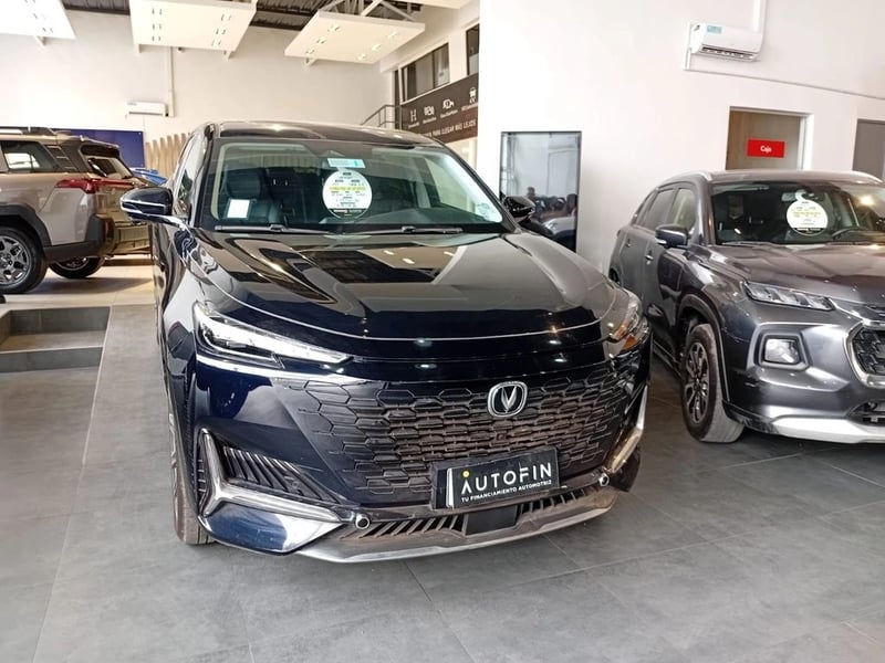 Changan UNI-K 2.0 ELITE 4X4 AT 5P 2024 - Imagen 3 de 11