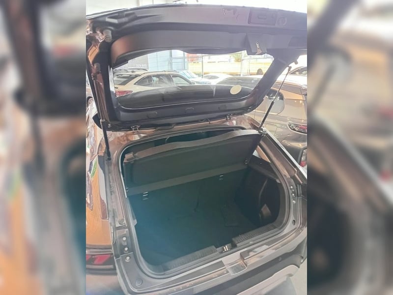 Suzuki FRONX 1.5 GLX HYBRID 4X2 AT 5P 2026 - Imagen 10 de 10