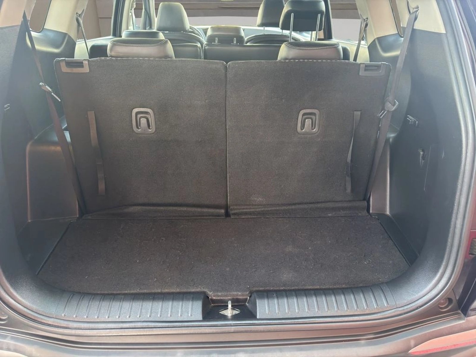 Kia CARENS 1.4 EX 7DCT TURBO-GDI FULL 7P AT 2022 - Foto 5 de 15