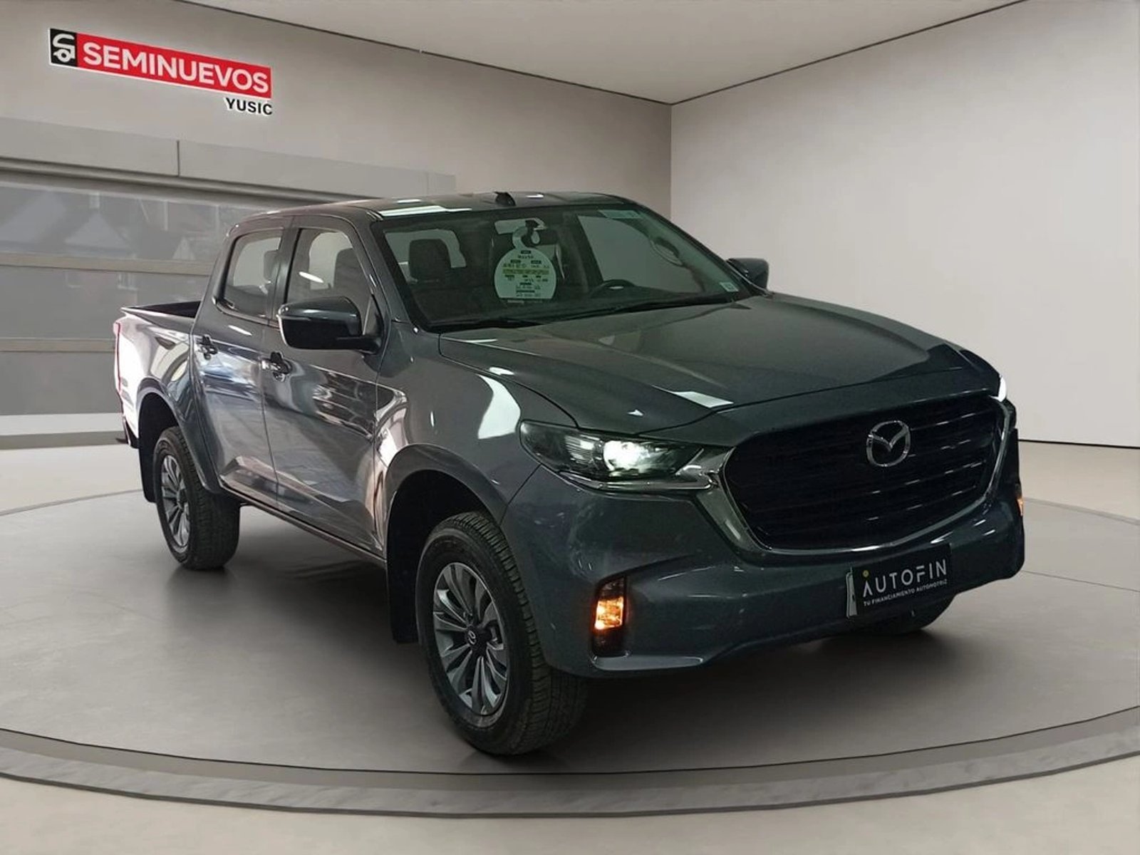 Mazda BT-50 3.0 DIESEL 4X4 DOB.CAB. 6MT 4P 2023 - Foto 4 de 13
