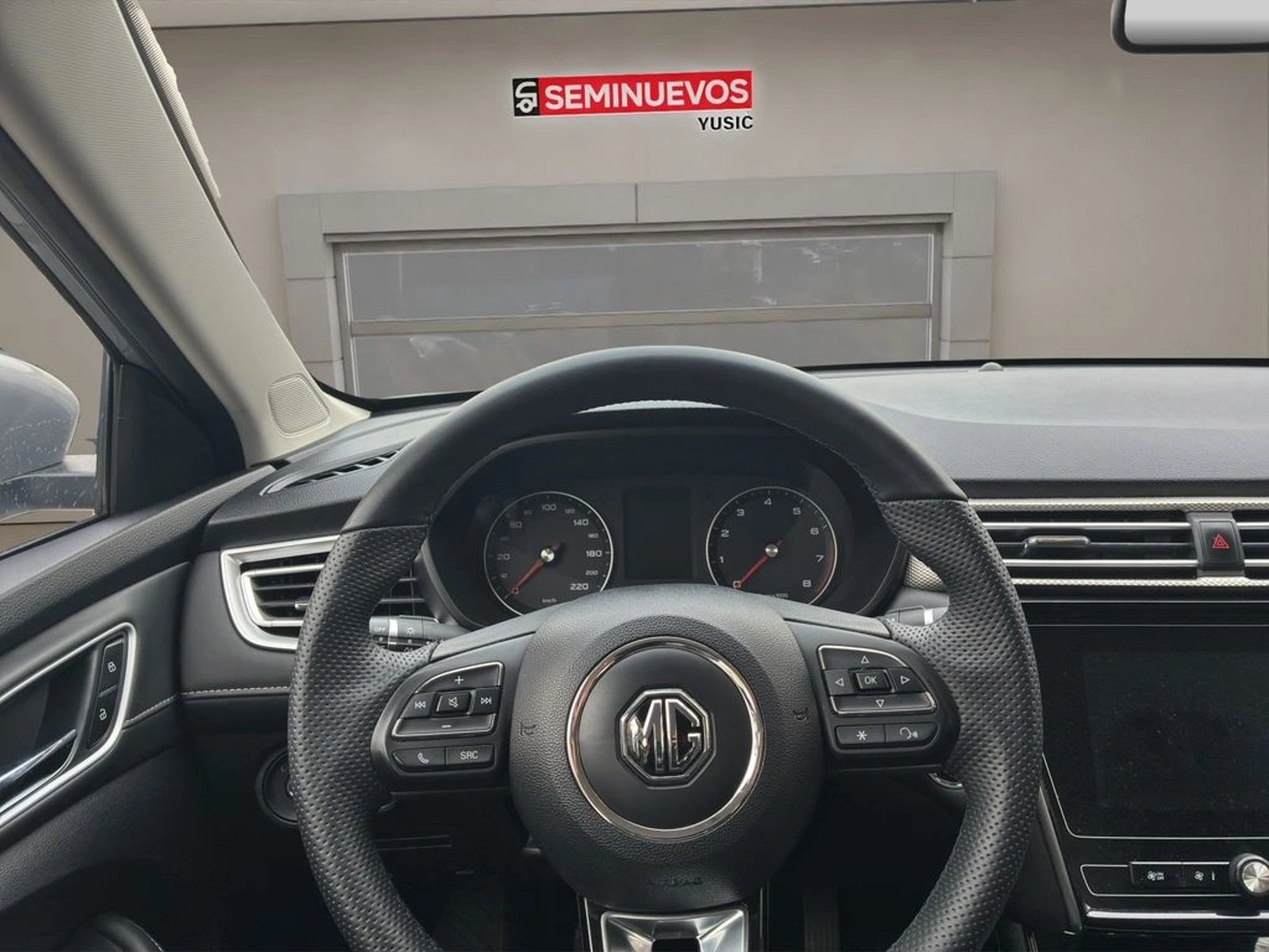 MG 5 1.5 COM AT 2025 - Imagen 11 de 16