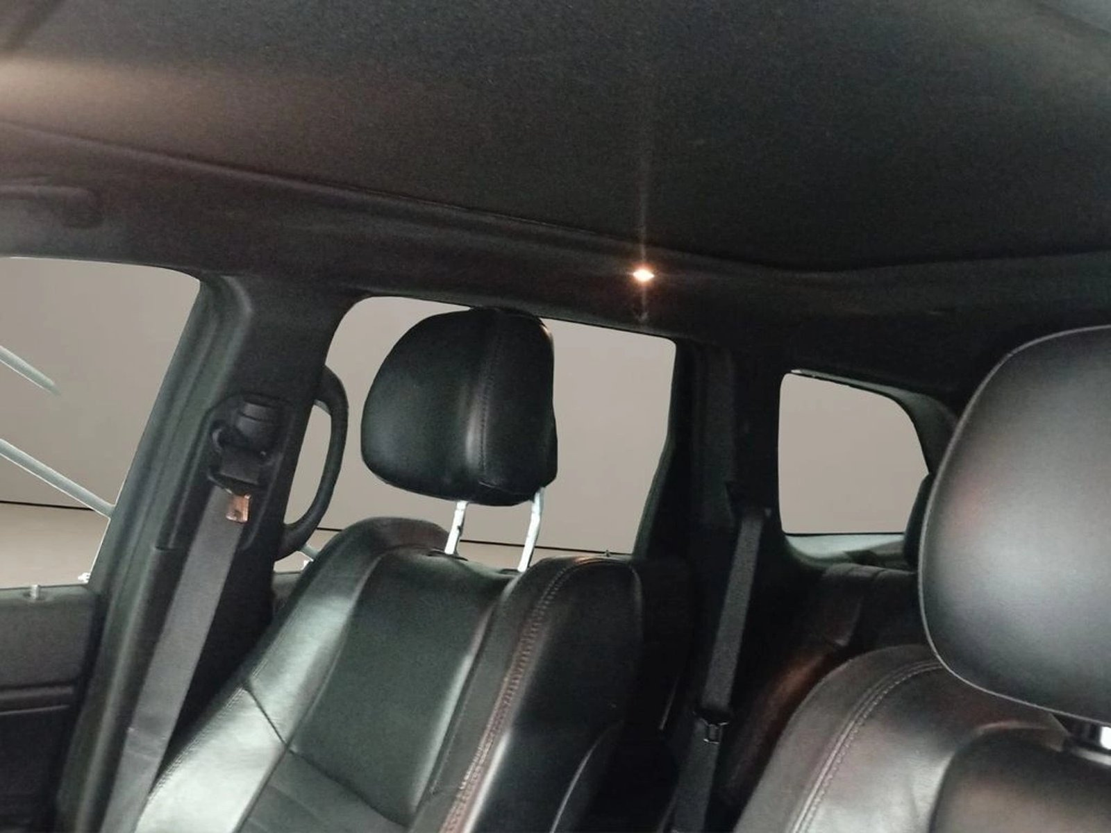 Jeep GRAND CHEROKEE GRAND CHEROKEE LTD 4X4 3.6 AUT 2021 - Imagen 13 de 15
