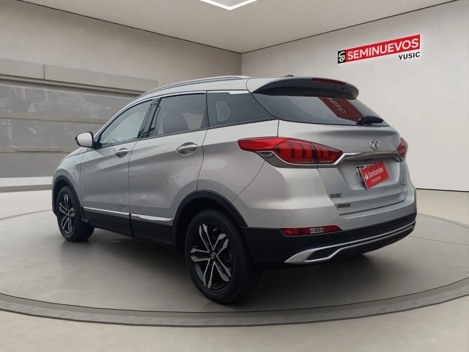 BAIC X55 1.5 COMFORT MT (2024) 2024 - Imagen 4 de 12