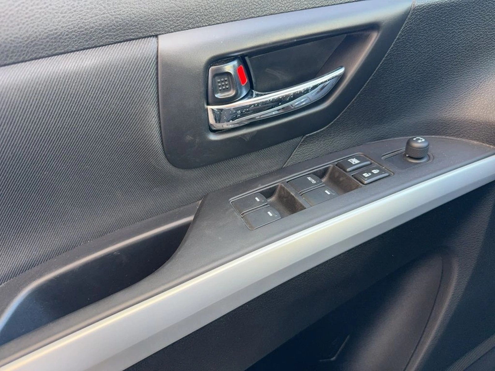Suzuki S-CROSS 1.6 G GL 5P AT 4X2 (2018) 2018 - Foto 3 de 14