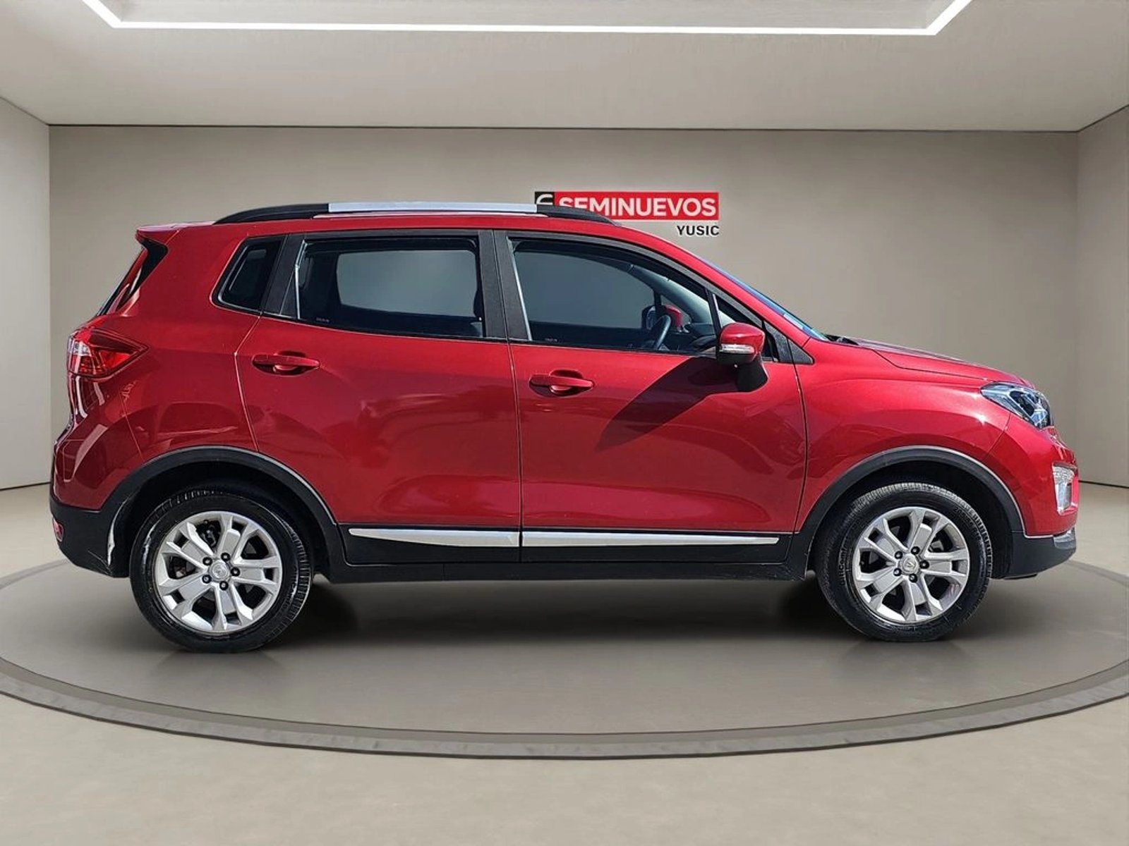 Changan CS15 1.5 COMFORT 4X2 MT 5P 2023 - Foto 4 de 12