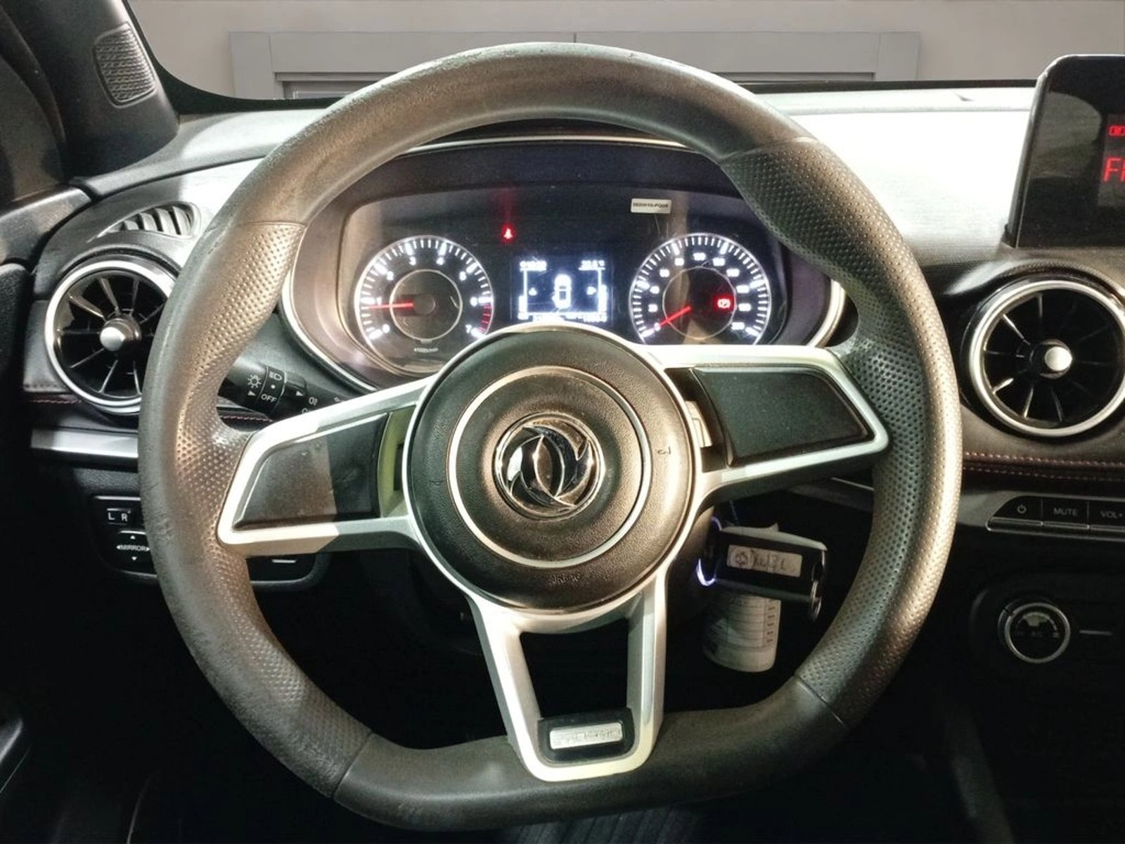 DFSK SUV 500 COMFORT MT 2023 - Imagen 8 de 14