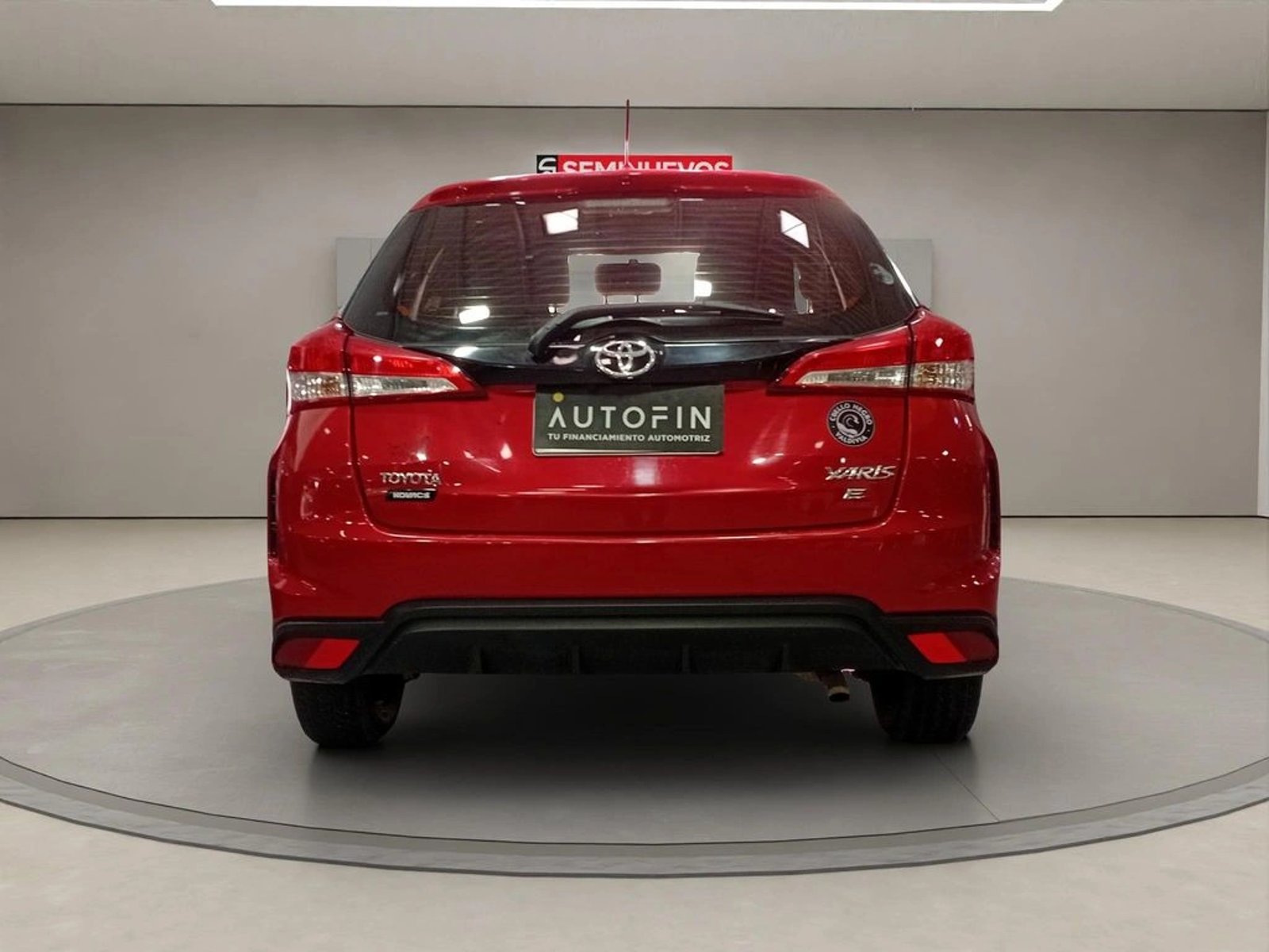 Toyota YARIS 1.5 E SEDAN AT 2024 - Imagen 4 de 13
