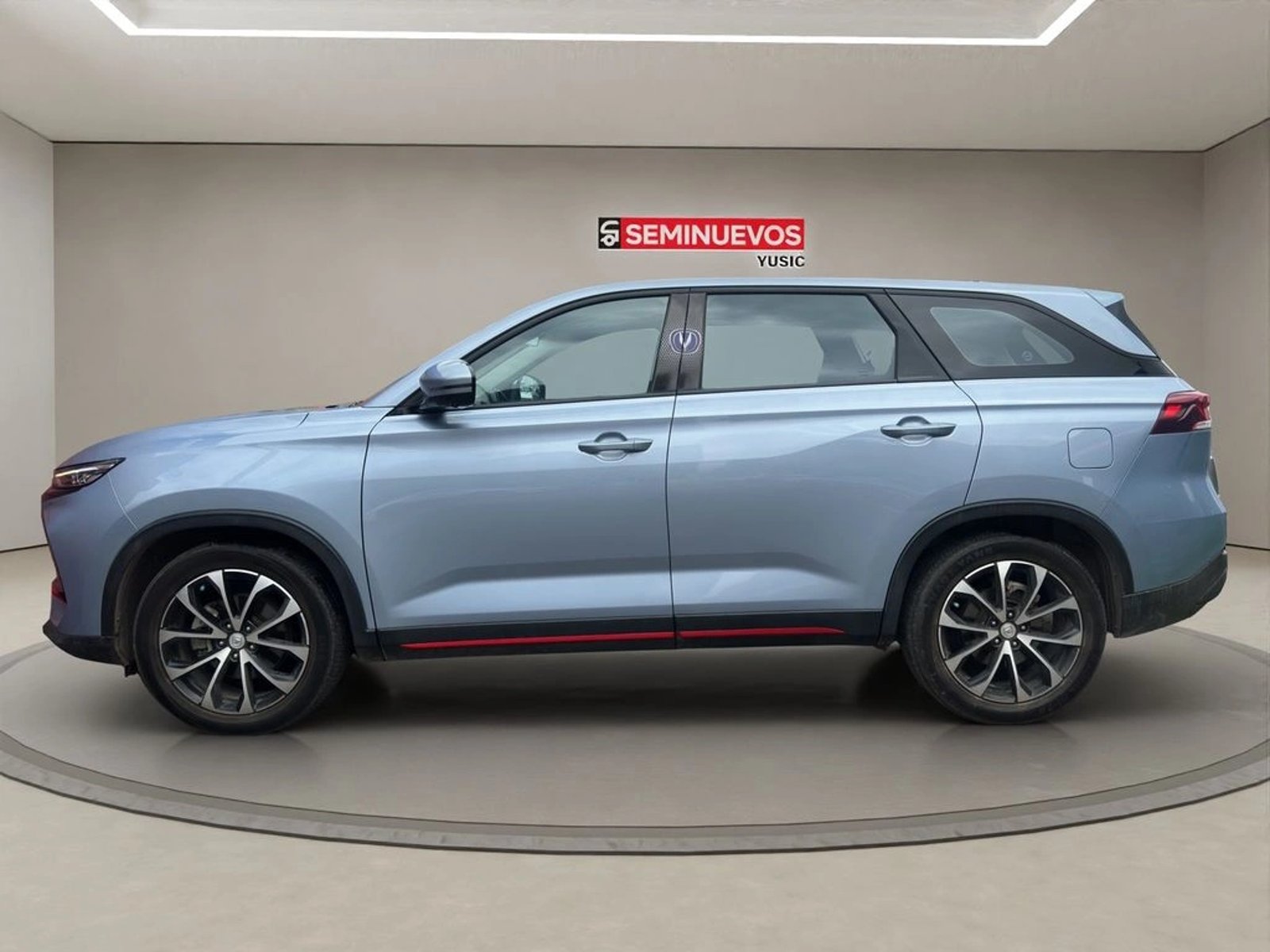 Changan X7 PLUS 1.5T LUXURY 4X2 MT 5P 2024 - Foto 4 de 19