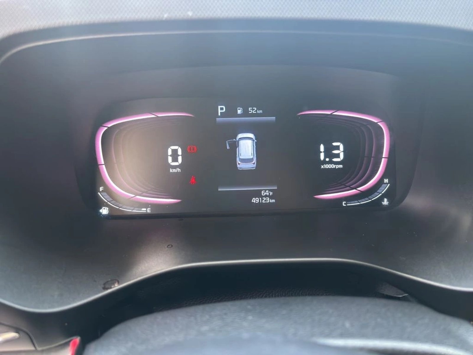 Kia CARENS 1.4 EX 7DCT TURBO-GDI FULL 7P AT 2022 - Imagen 10 de 15