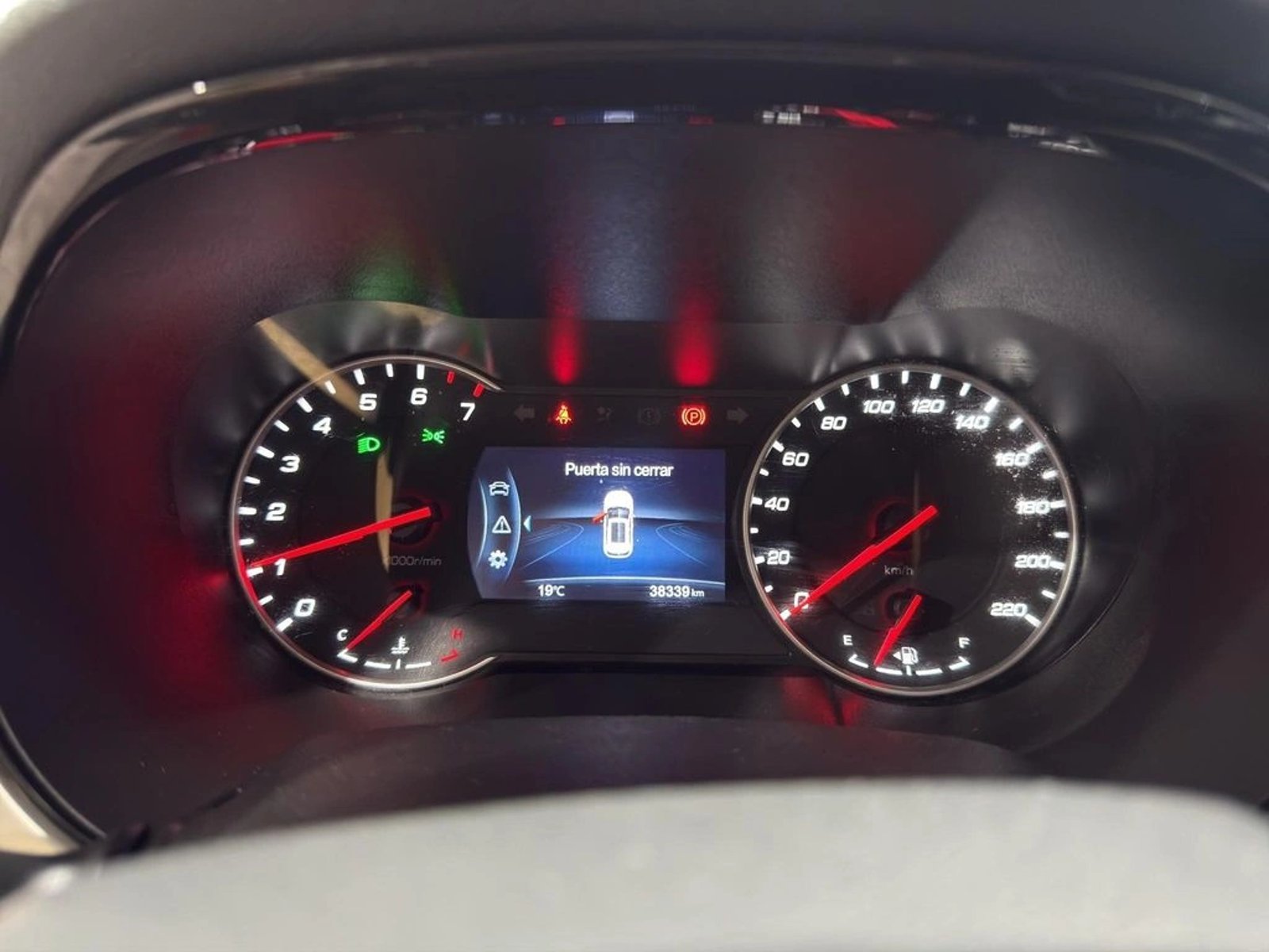 Changan CS35 1.6 LUXURY 4X2 MT 5P 2022 - Imagen 11 de 13