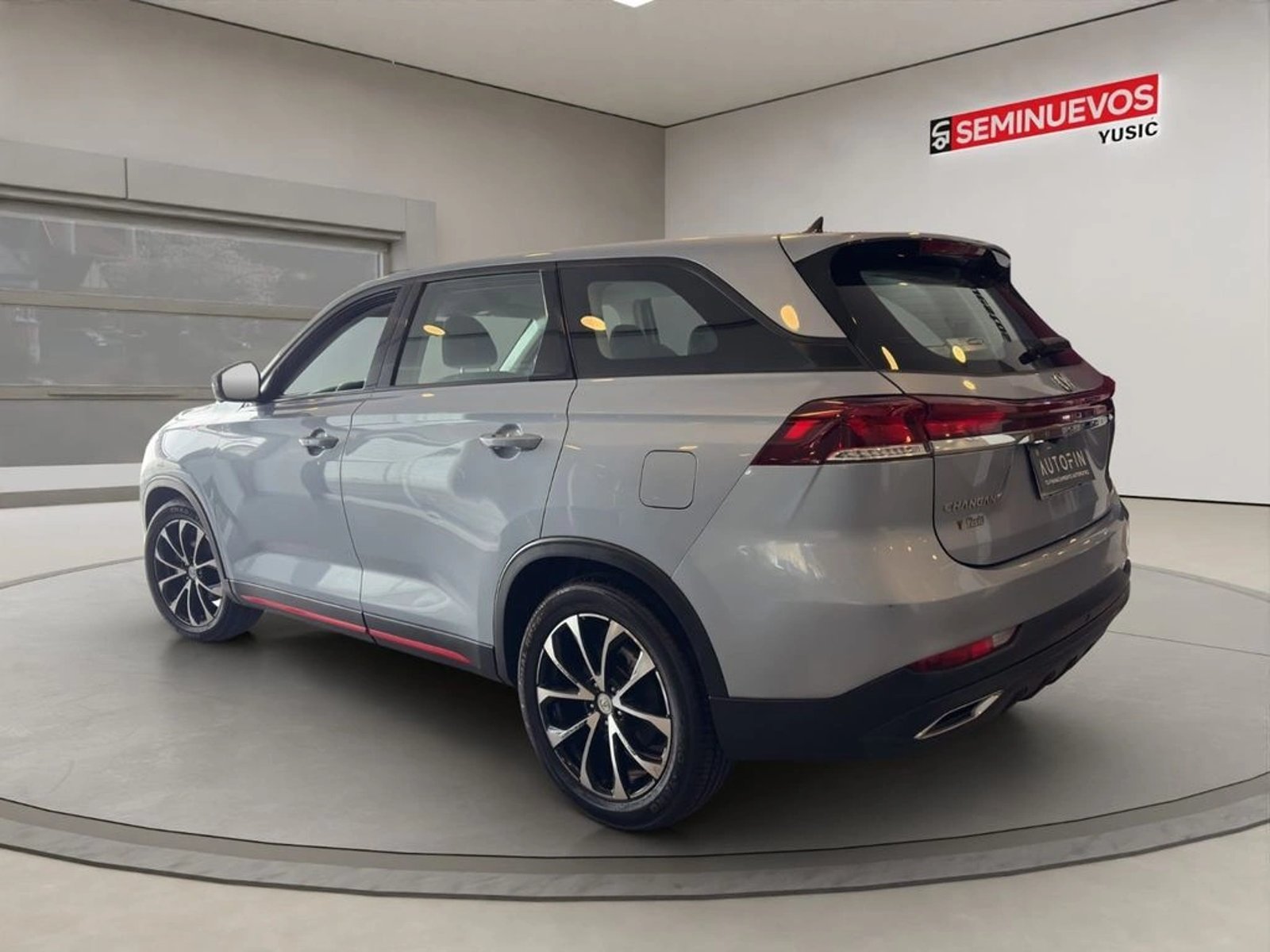 Changan X7 PLUS 1.5T LUXURY 4X2 MT 5P 2025 - Imagen 7 de 11