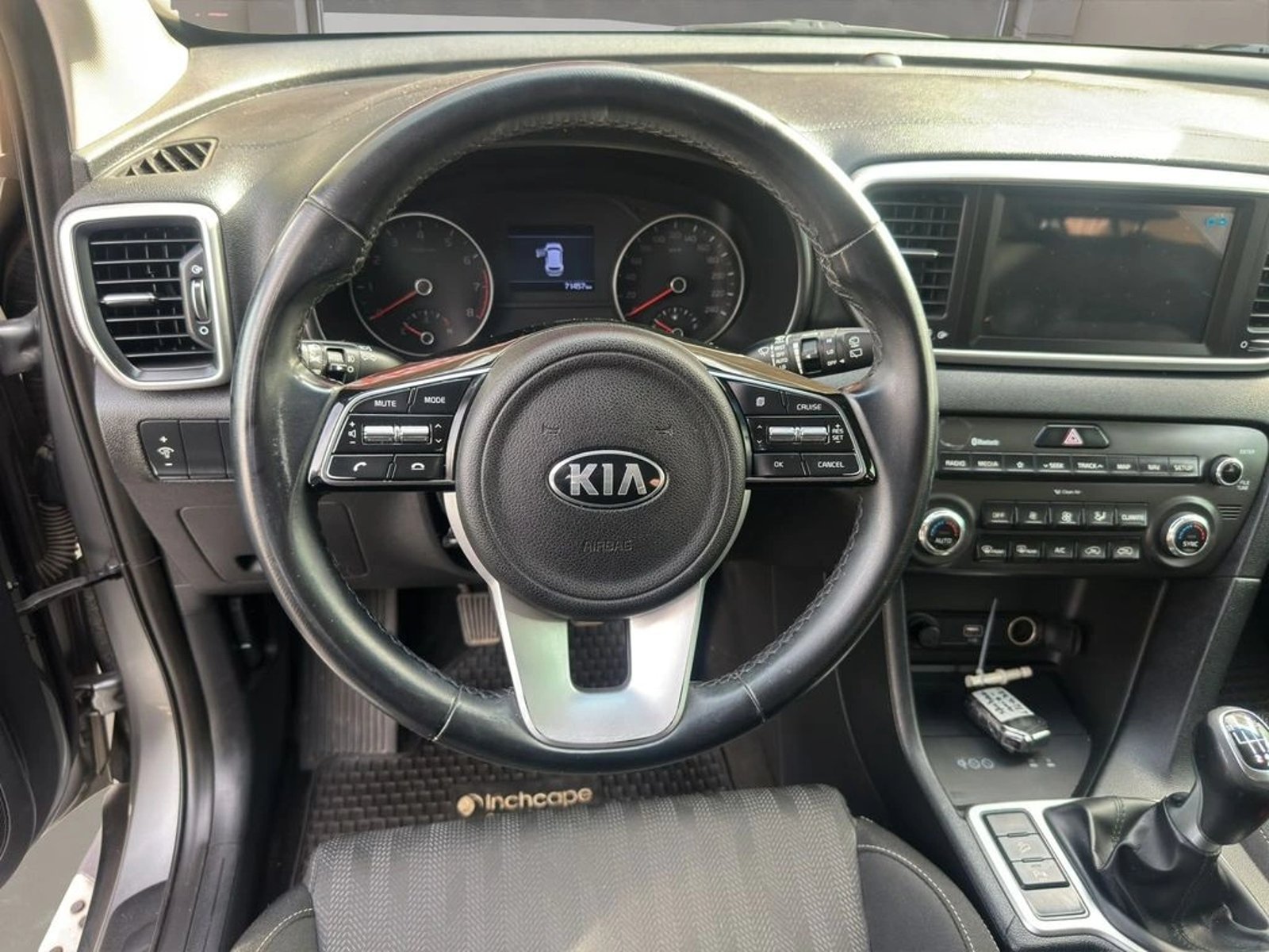 Kia SPORTAGE 2.0 LX 2WD 6MT 5P 2020 - Imagen 9 de 18