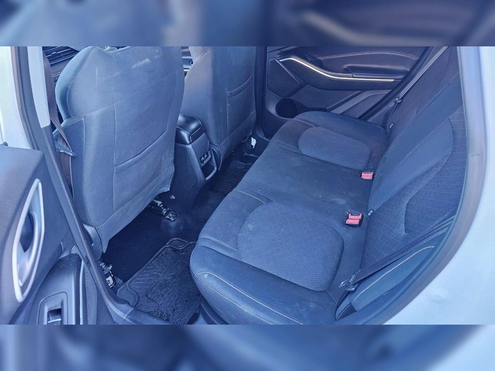 JAC JS4 1.5 LUXURY 4X2 MT 5P 2024 - Imagen 8 de 9