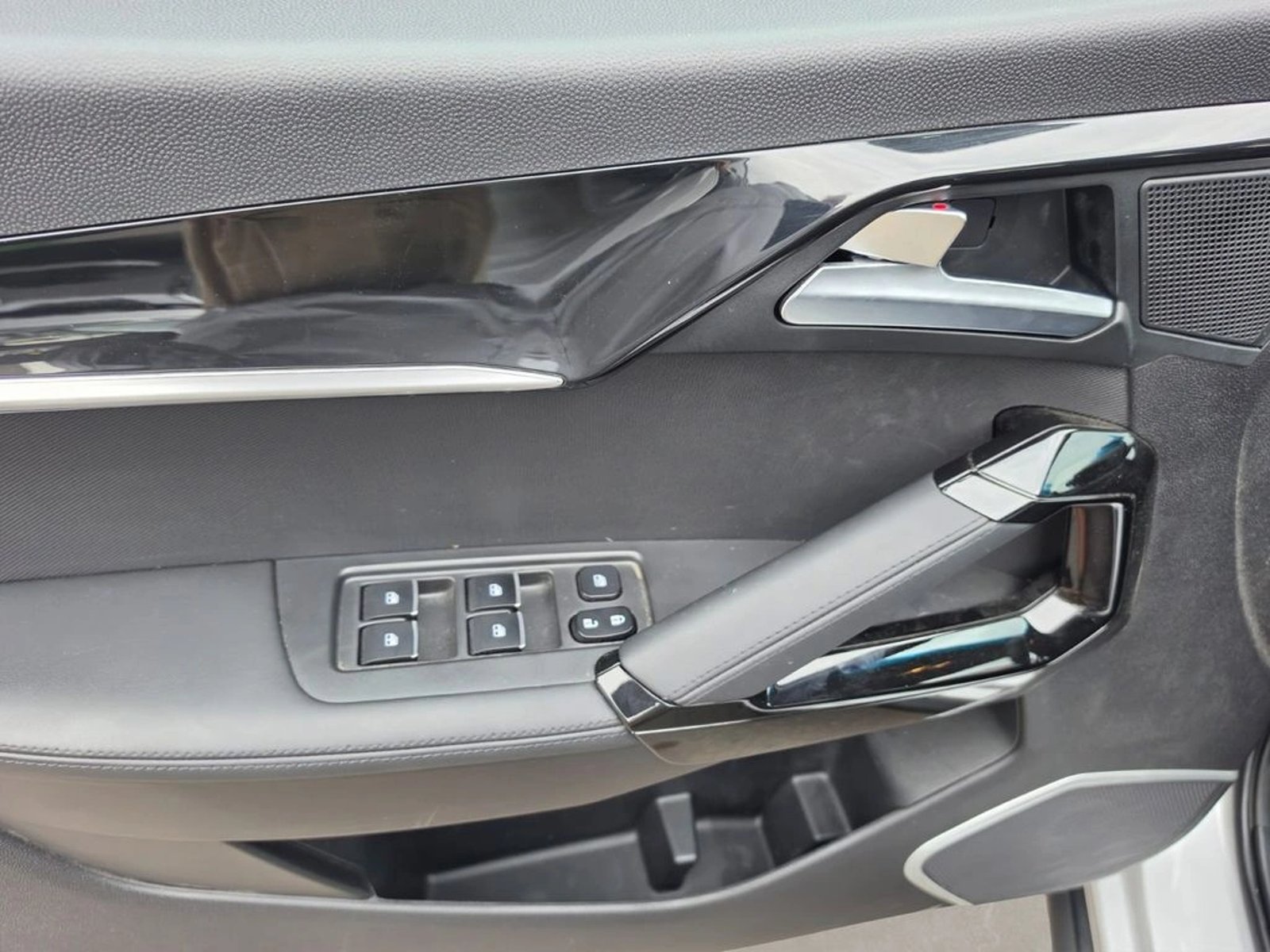 JAC JS2 LUXURY 2026 - Imagen 9 de 18