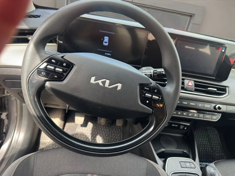 Kia K3 EX MPI 1.6 2024 - Imagen 8 de 12