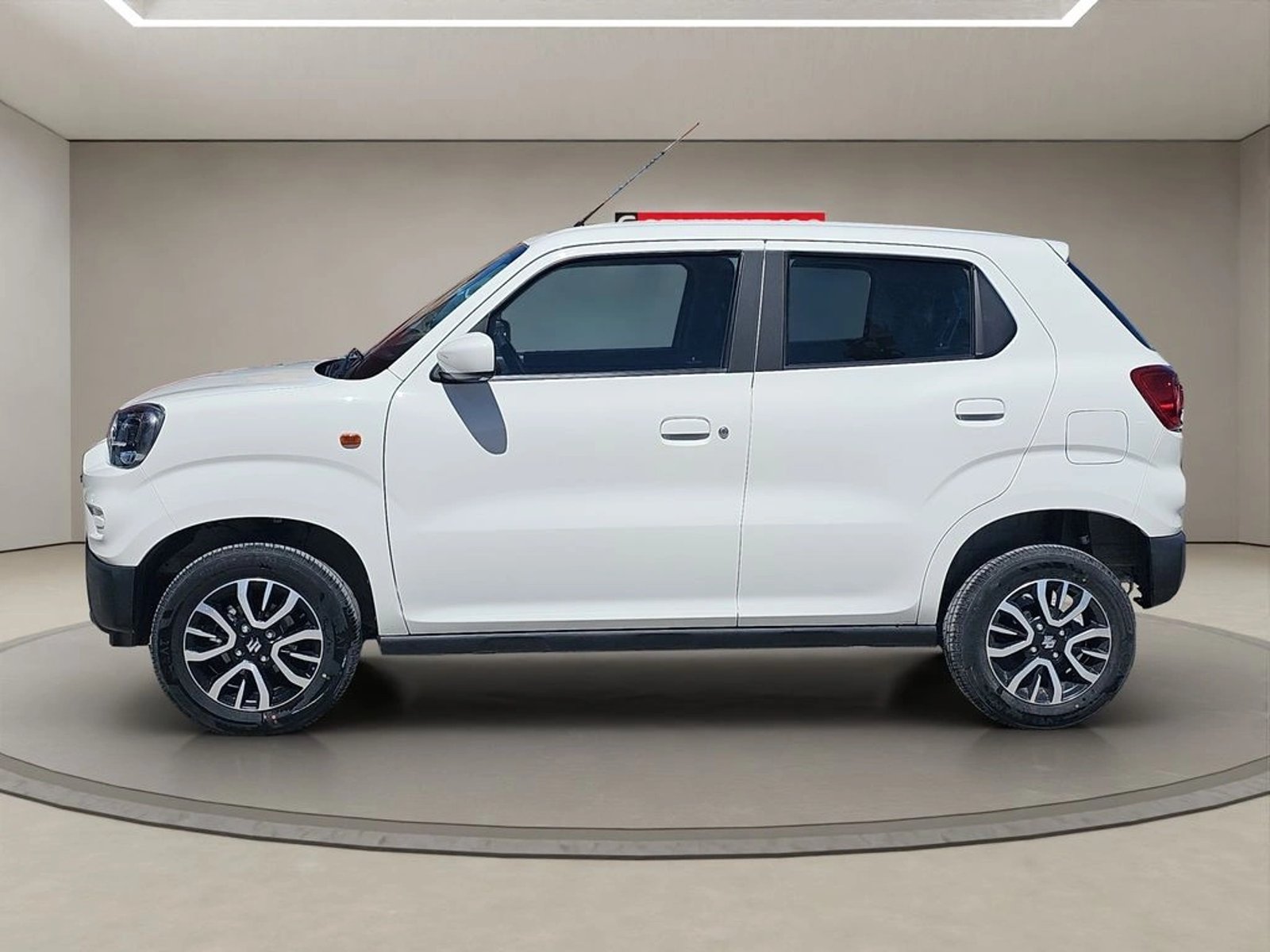 Suzuki S-PRESSO NUEVO  GLX 1.0 2025 - Foto 5 de 13