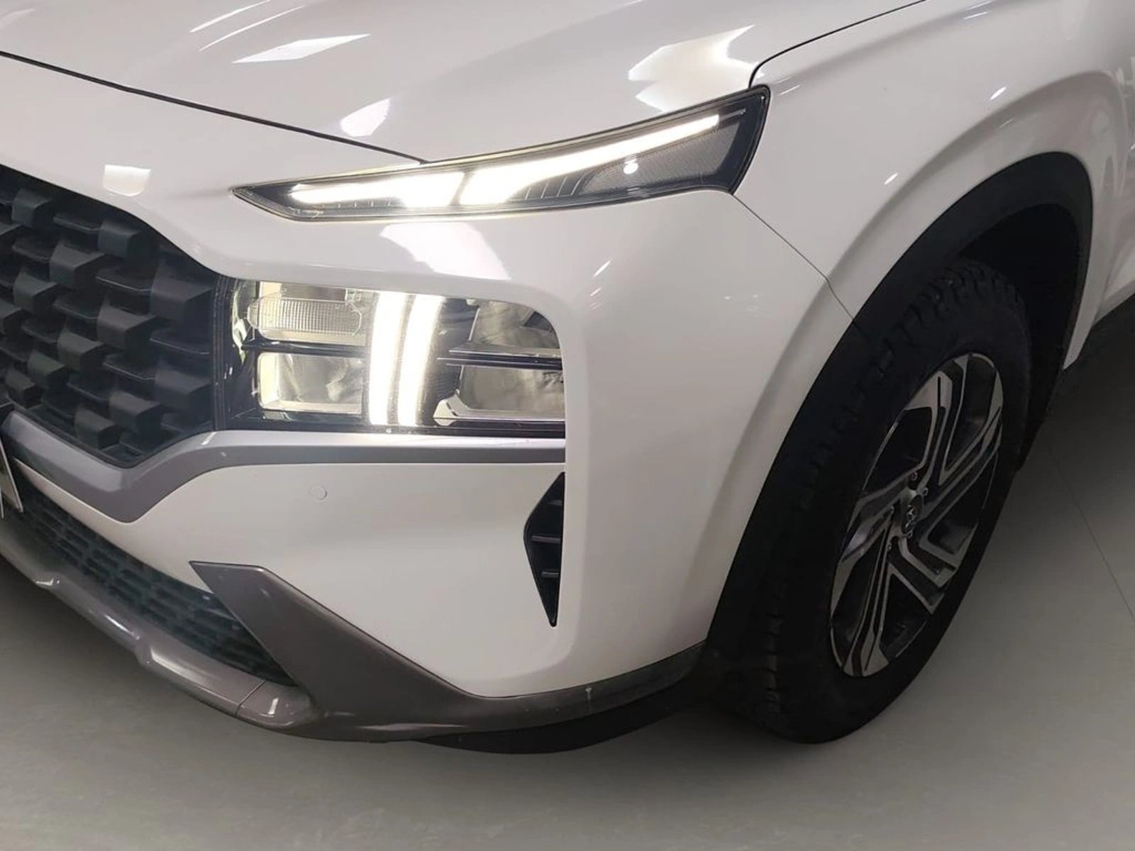 Hyundai SANTA FE 2.4 TM VALUE AT 4X4 2021 - Imagen 14 de 19