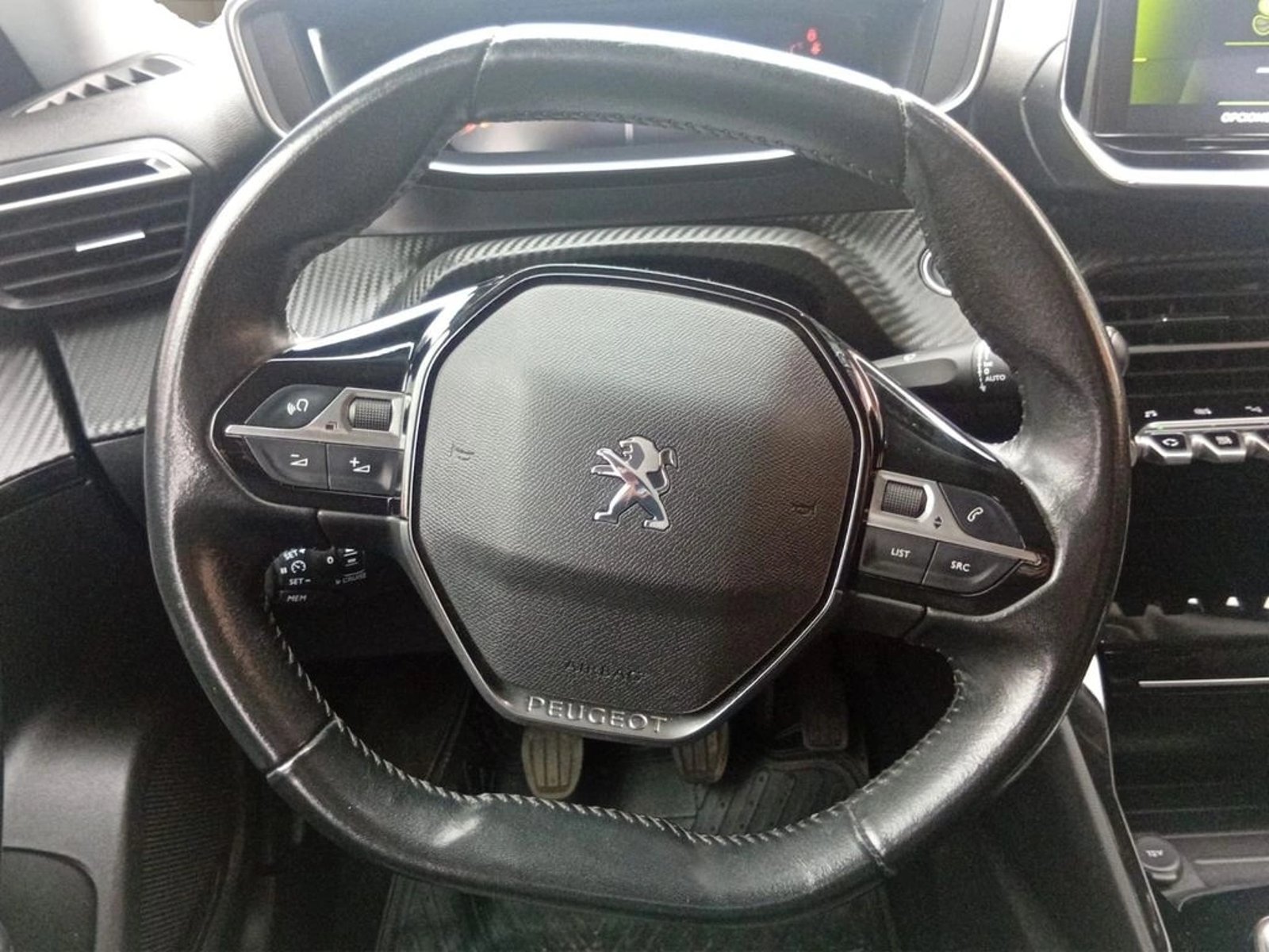 Peugeot 2008 1.2 ALLURE PACK PURETECH 130 MT 2021 - Imagen 8 de 11