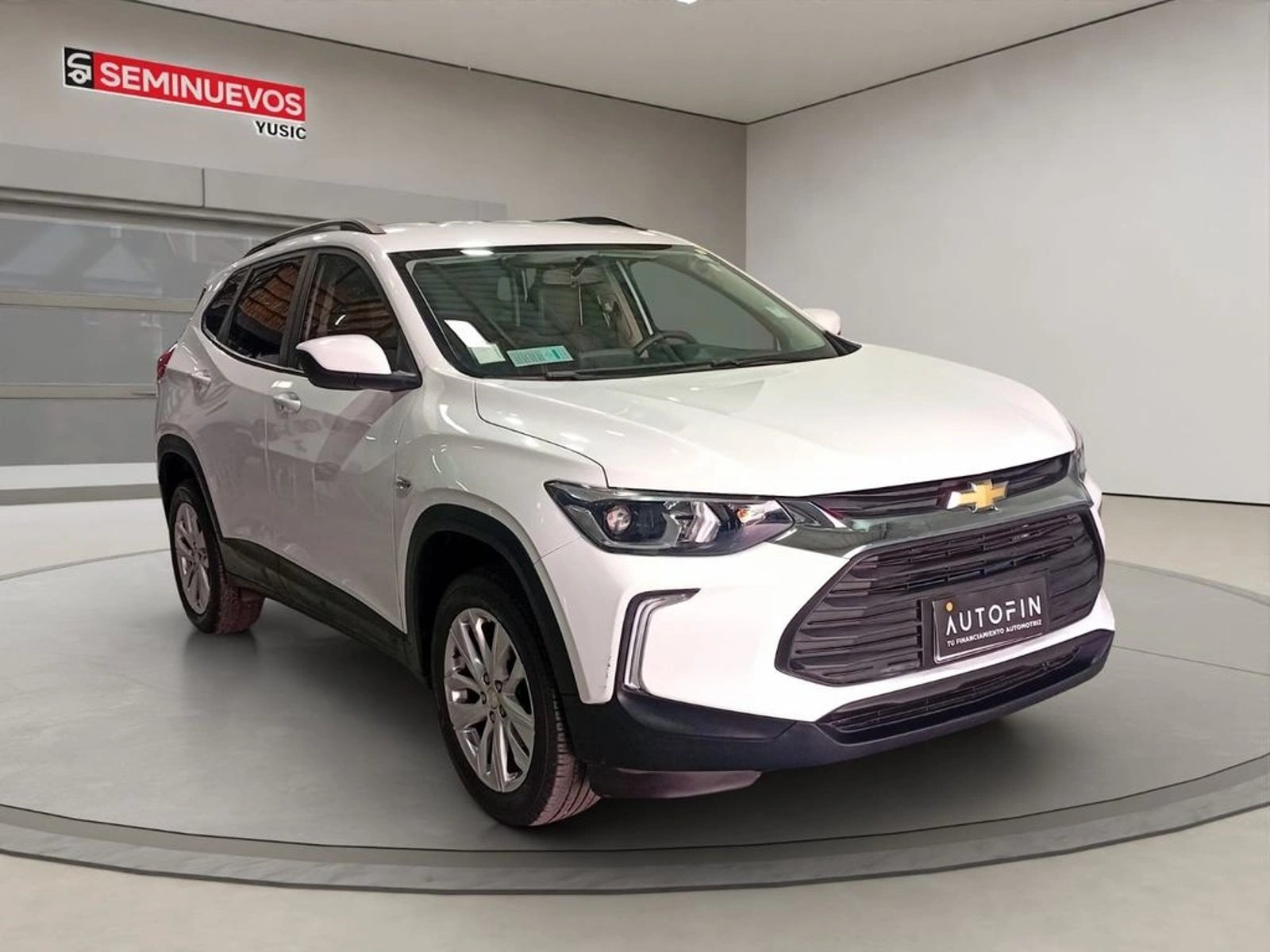 CHEVROLET TRACKER 1.2T LS FWD MT 5P 2022 - Foto 3 de 13