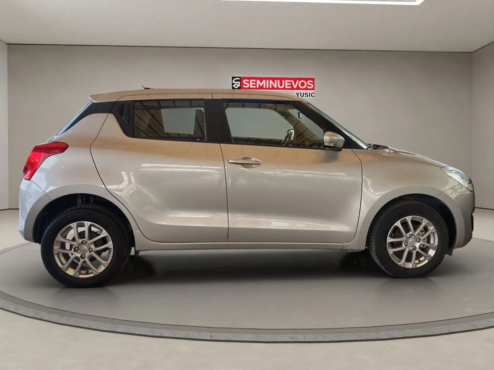 Suzuki SWIFT 1.2 GL MT 2024 - Imagen 7 de 19