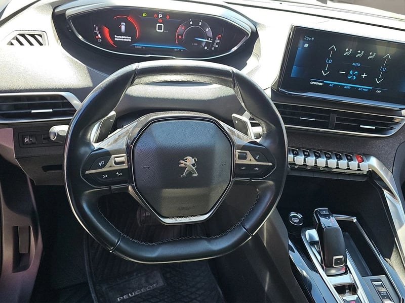 Peugeot 5008 1.5 ALLURE PACK BLUEHDI 4X2 130 EAT8 5P 2022 - Imagen 10 de 12