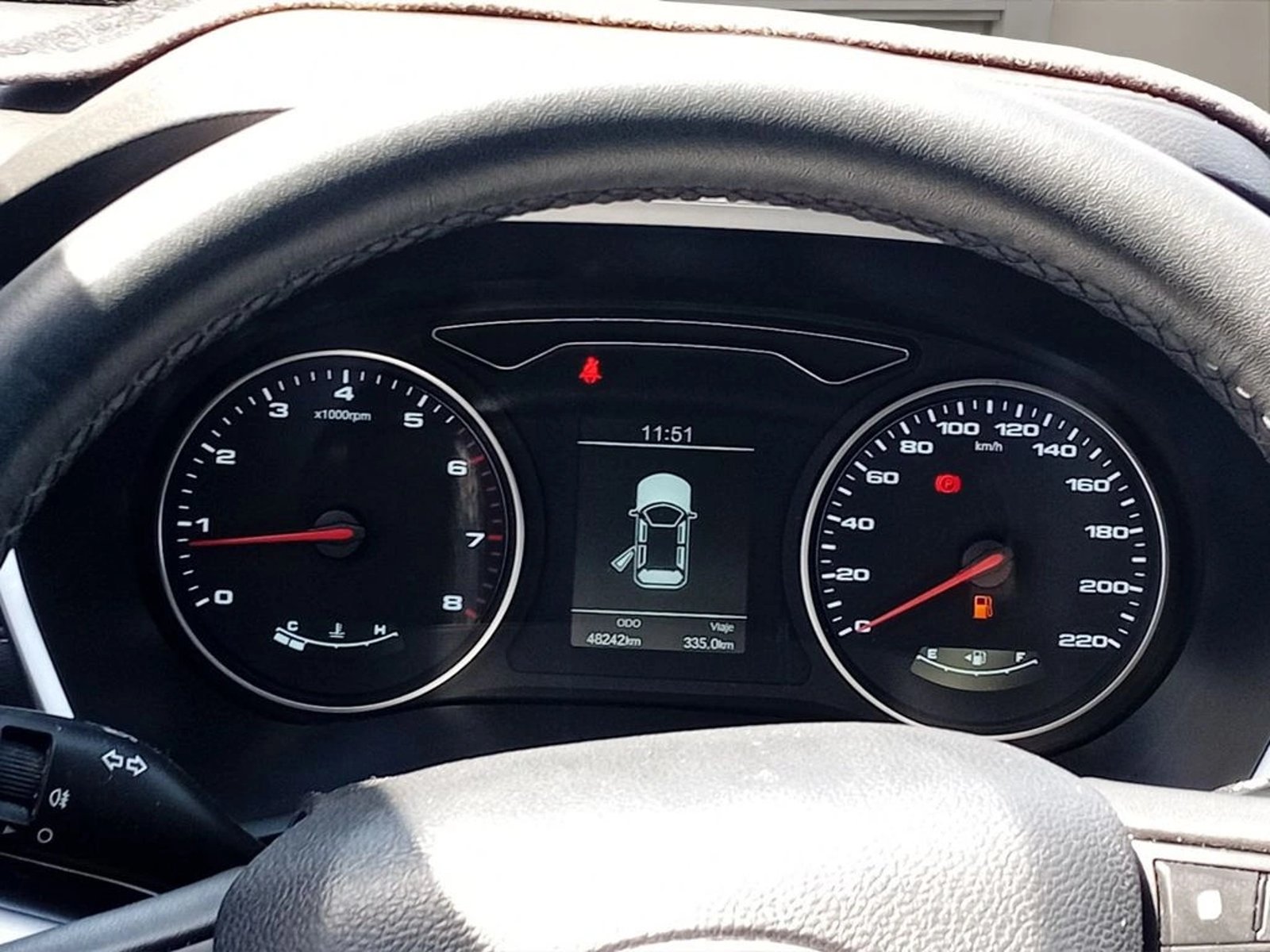 JAC JS8 1.5 LUXURY SE 4X2 6MT 5P 2023 - Imagen 12 de 13