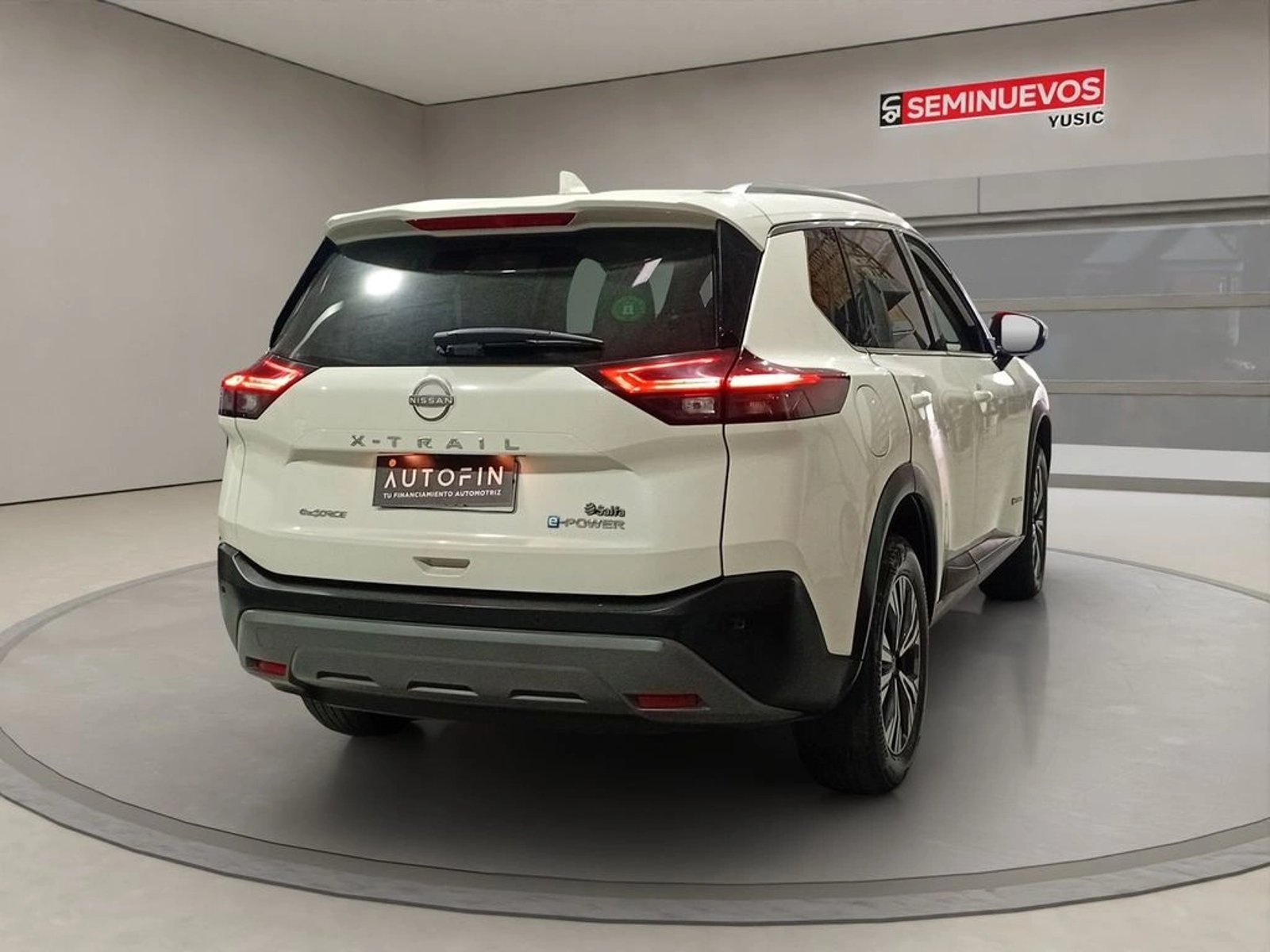 Nissan X-TRAIL 1.5T HEV ADVANCE AT 4X4 2023 - Foto 4 de 16