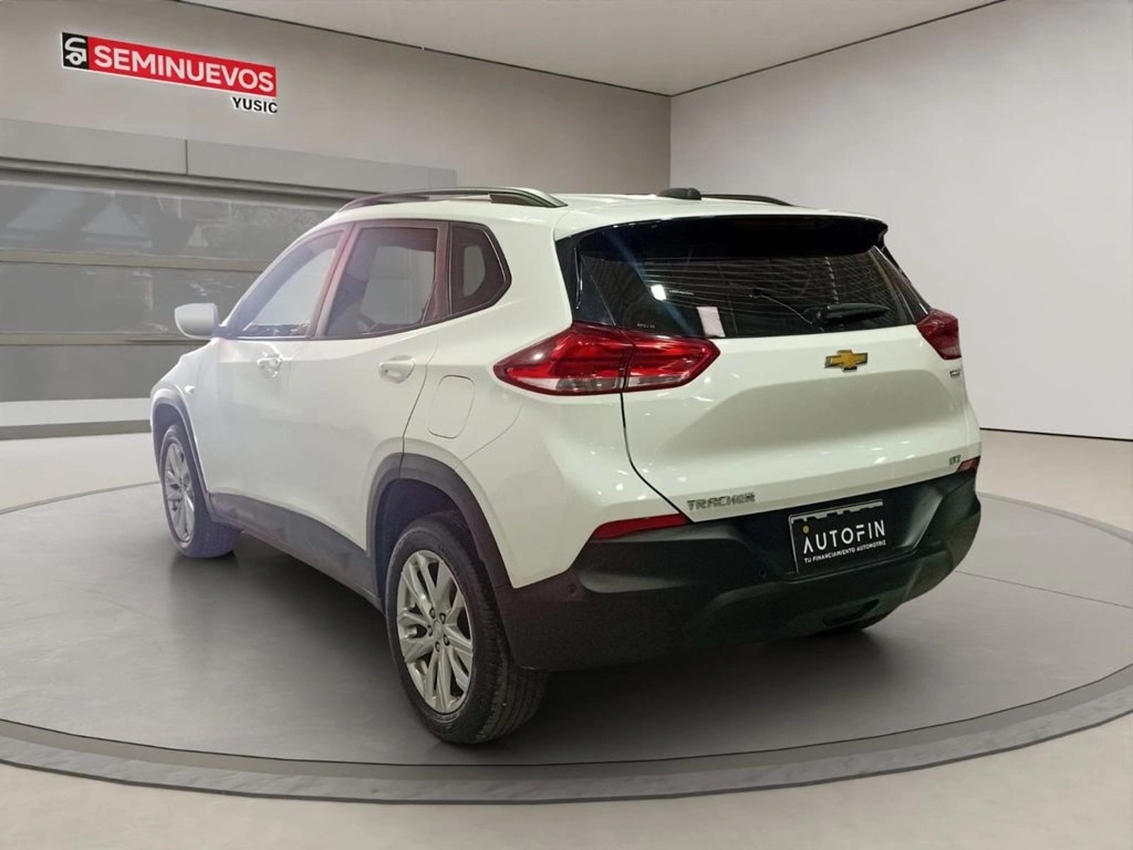 CHEVROLET TRACKER 1.2T LS FWD MT 5P 2022 - Imagen 6 de 13