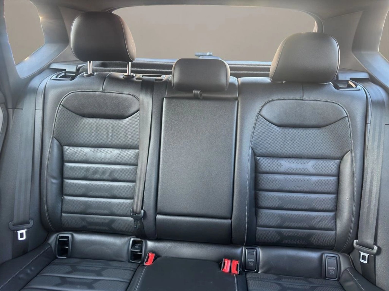 VOLKSWAGEN TAOS 1.4 TSI HERO 4X2 AT 5P 2022 - Imagen 11 de 19
