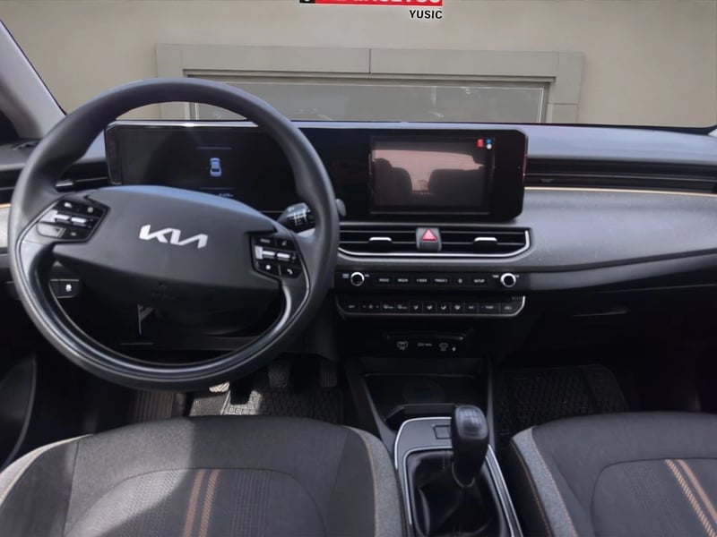 Kia K3 EX MPI 1.6 2024 - Imagen 9 de 12