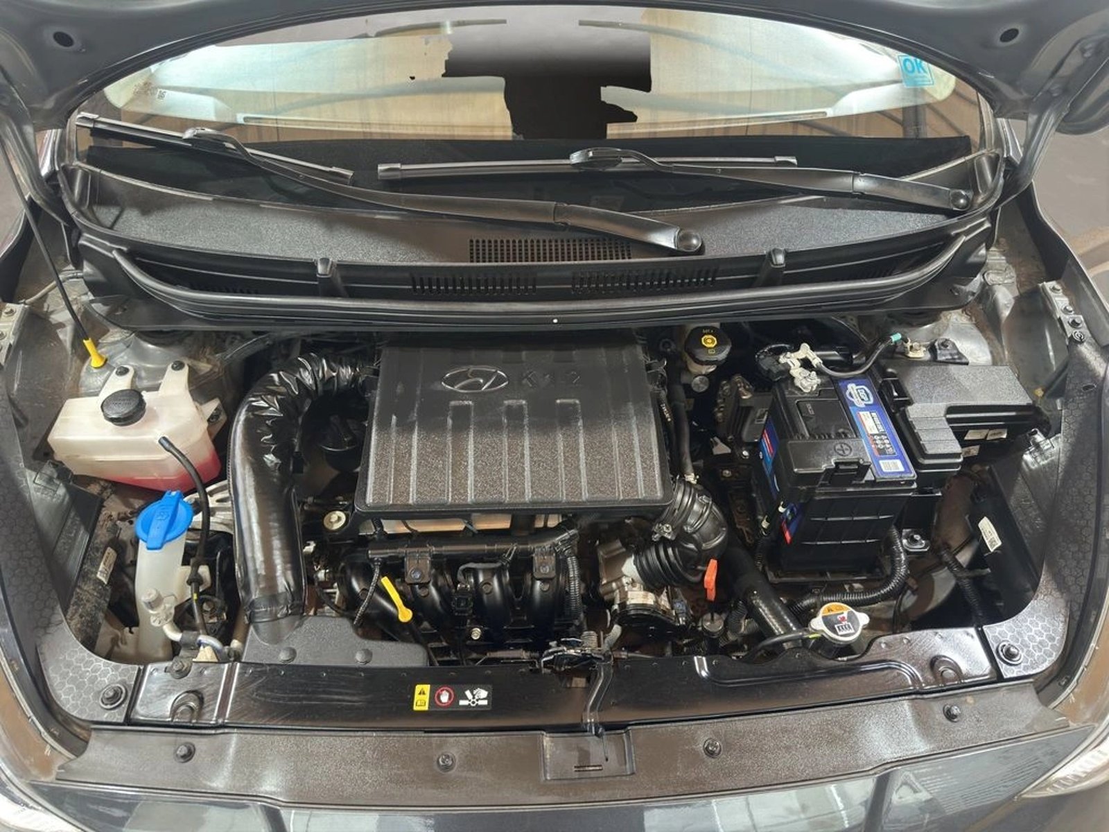 HYUNDAI GRAND I10 1.2 AI3 SDN PLUS MT 2023 - Imagen 16 de 19