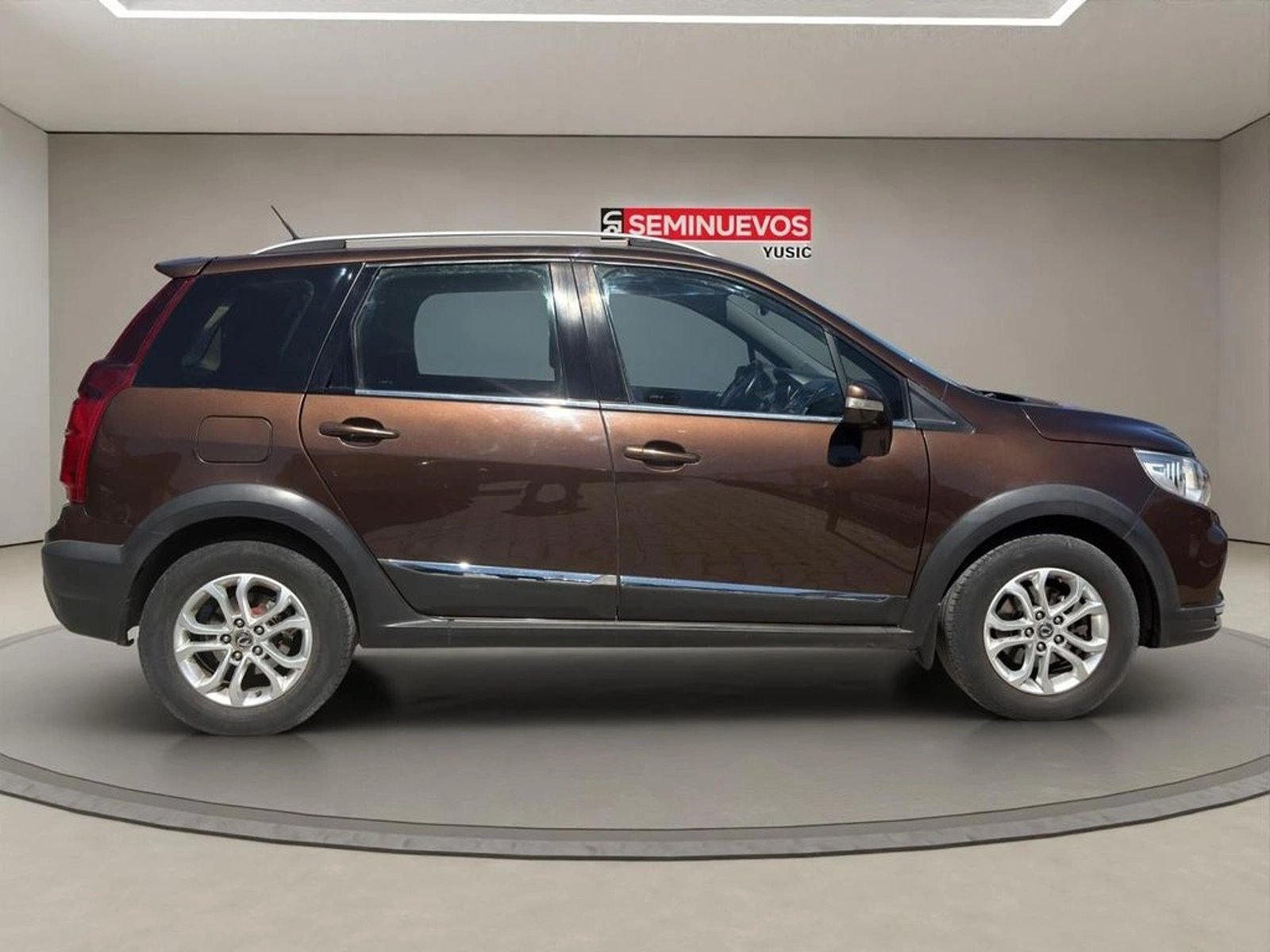 Dongfeng JOYEAR X3 1.6 S500 MT 2020 - Foto 5 de 16