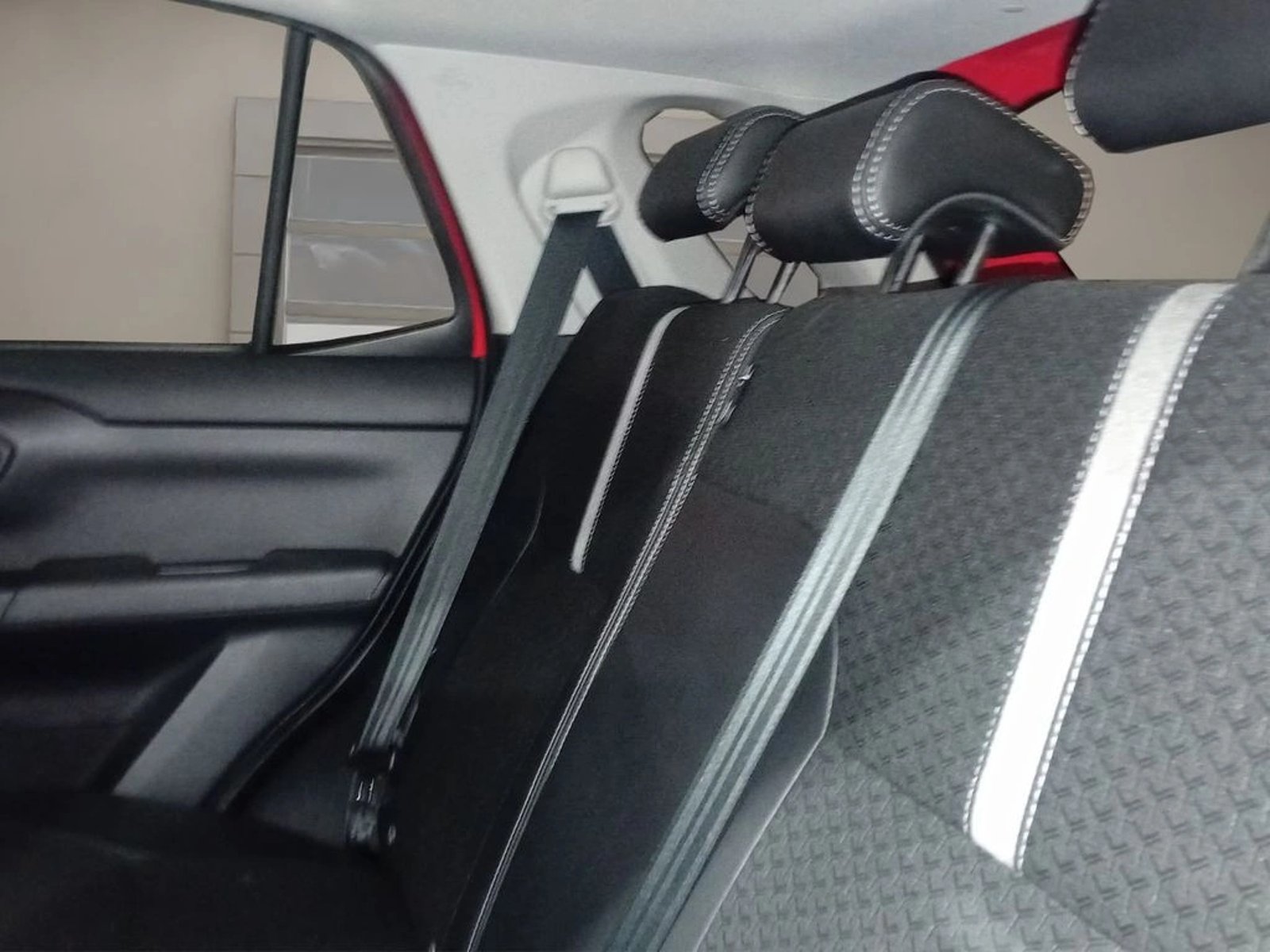 TOYOTA RAIZE 1.2 E MT 2025 - Imagen 13 de 14