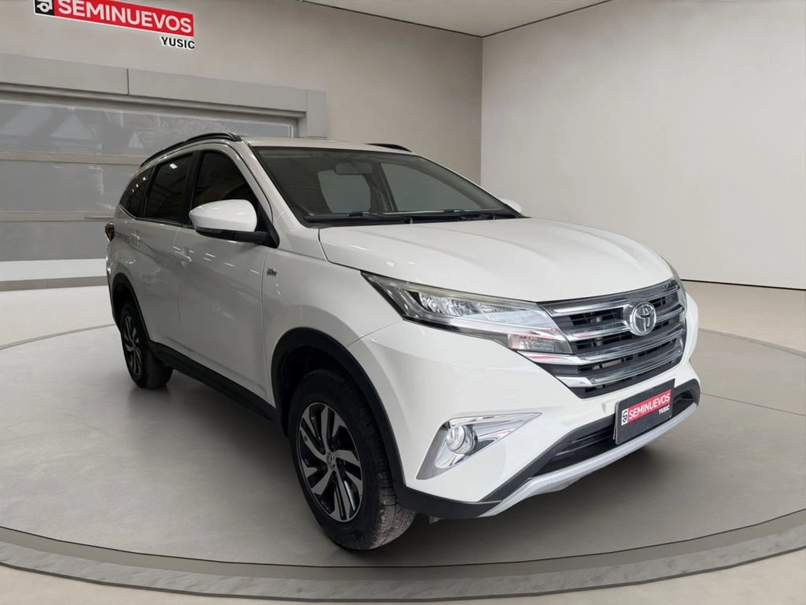 Toyota RUSH 1.5 XLI AT 2022 - Foto 3 de 11