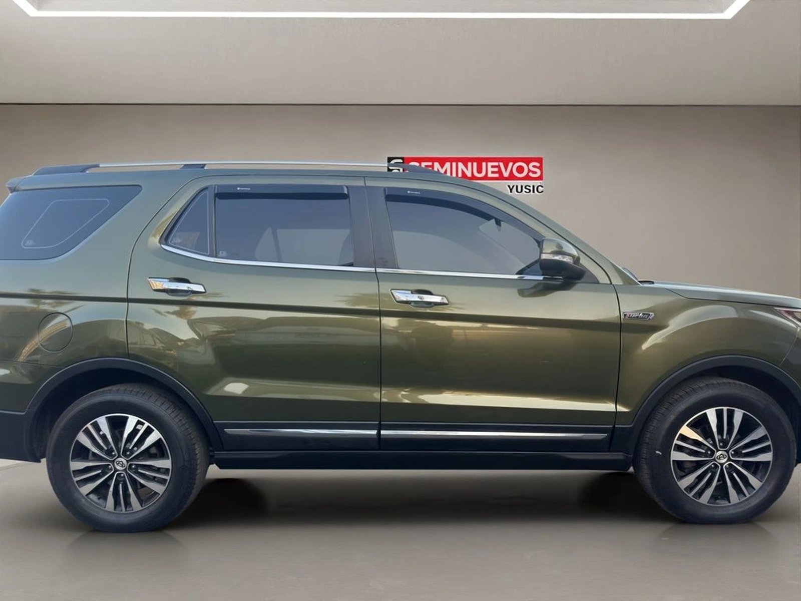 CHANGAN CX70 1.5T ELITE 4X2 MT 5P 2019 - Imagen 7 de 19