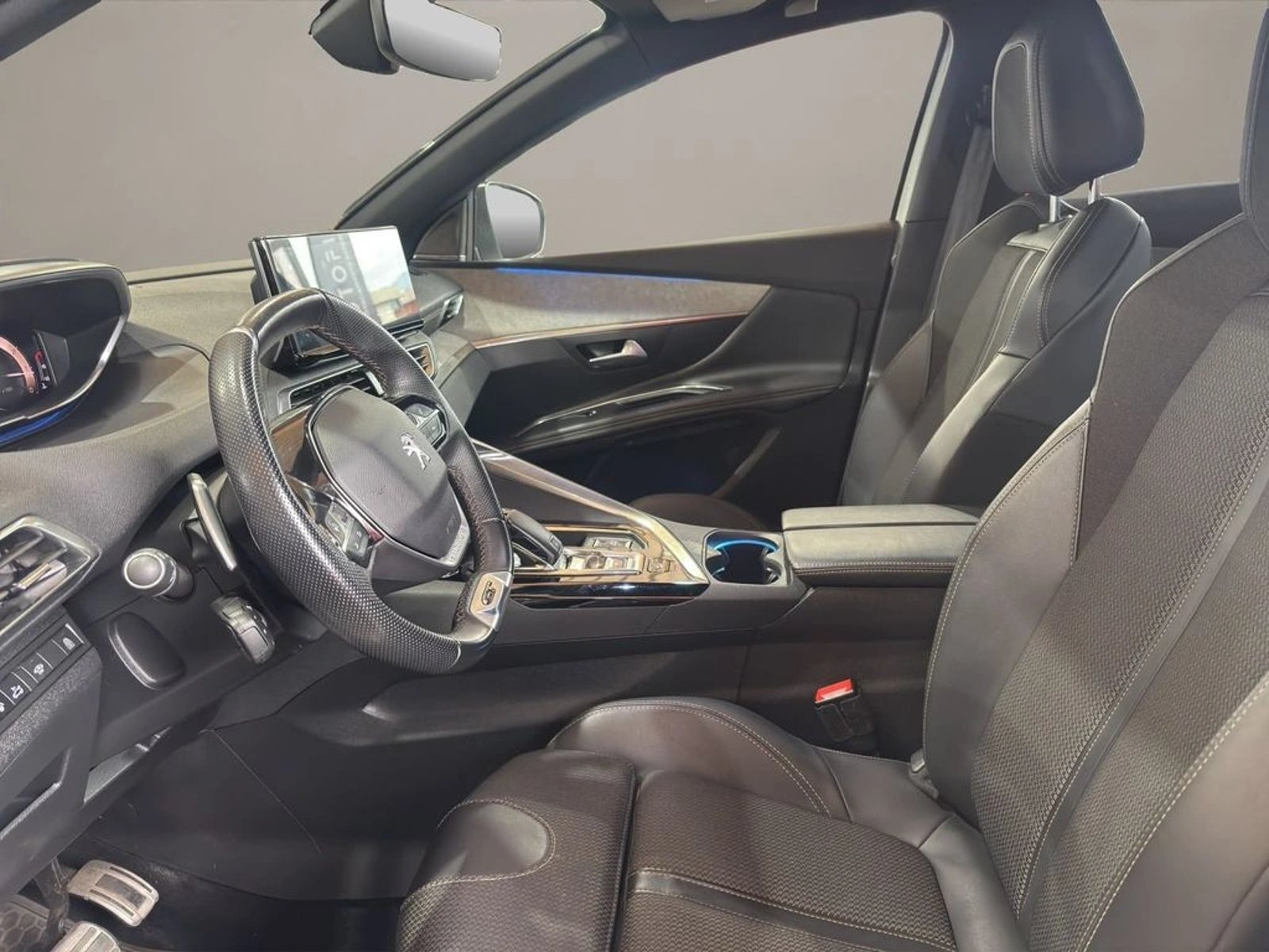 PEUGEOT 3008 1.6 GT BLACK PACK PURETECH EAT8 AT 2023 - Imagen 9 de 14