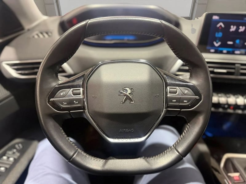 Peugeot 3008 1.2 ACTIVE PURETECH 4X2 130 MT6 5P 2021 - Imagen 8 de 11