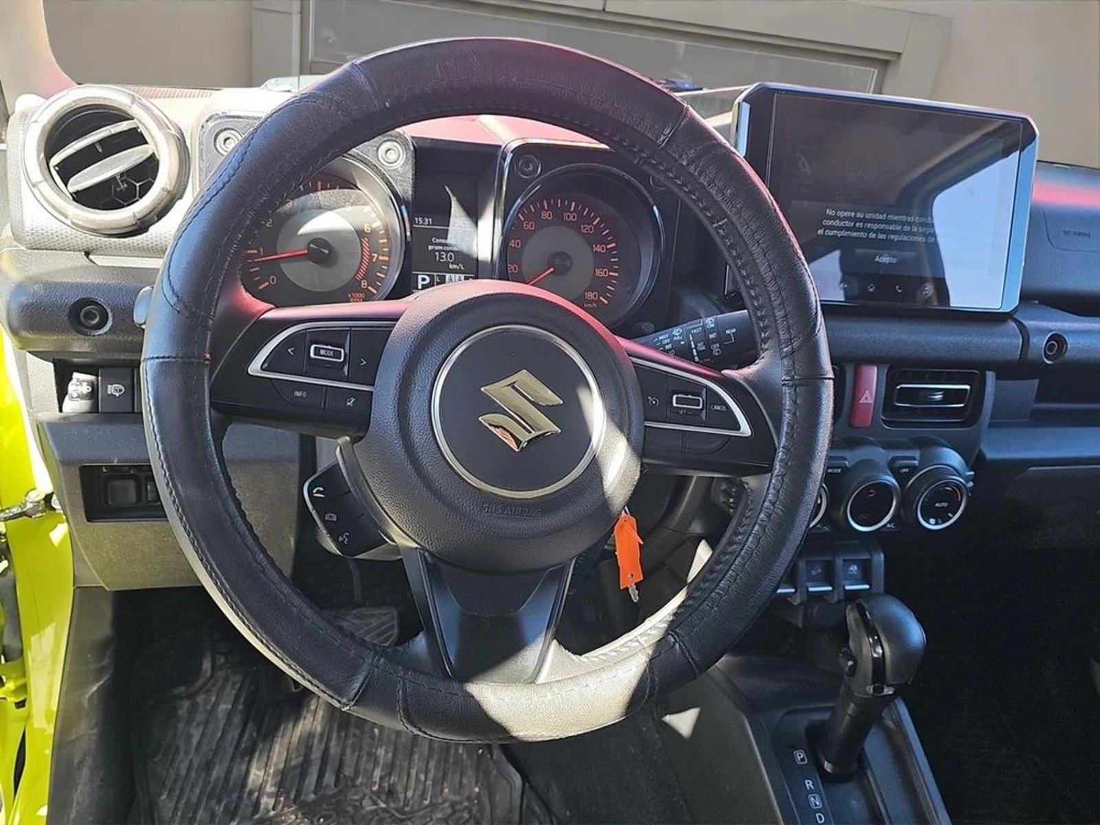 Suzuki JIMNY GLX 4X4 1.5 AUT 2025 - Imagen 15 de 15