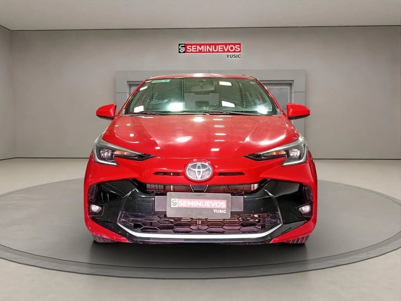 Toyota YARIS 1.5 E SEDAN AT 2024