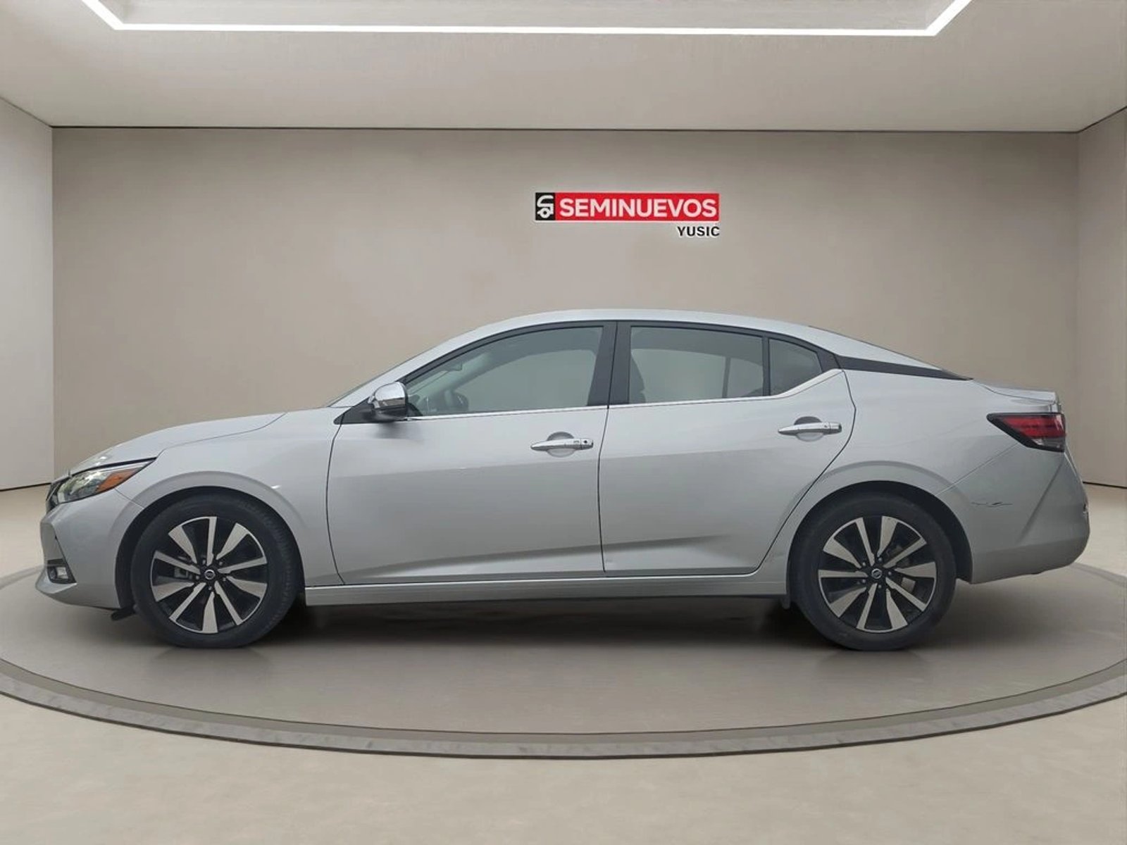 Nissan SENTRA 2.0 ADVANCE 4X2 CVT AT 4P 2022 - Foto 2 de 14