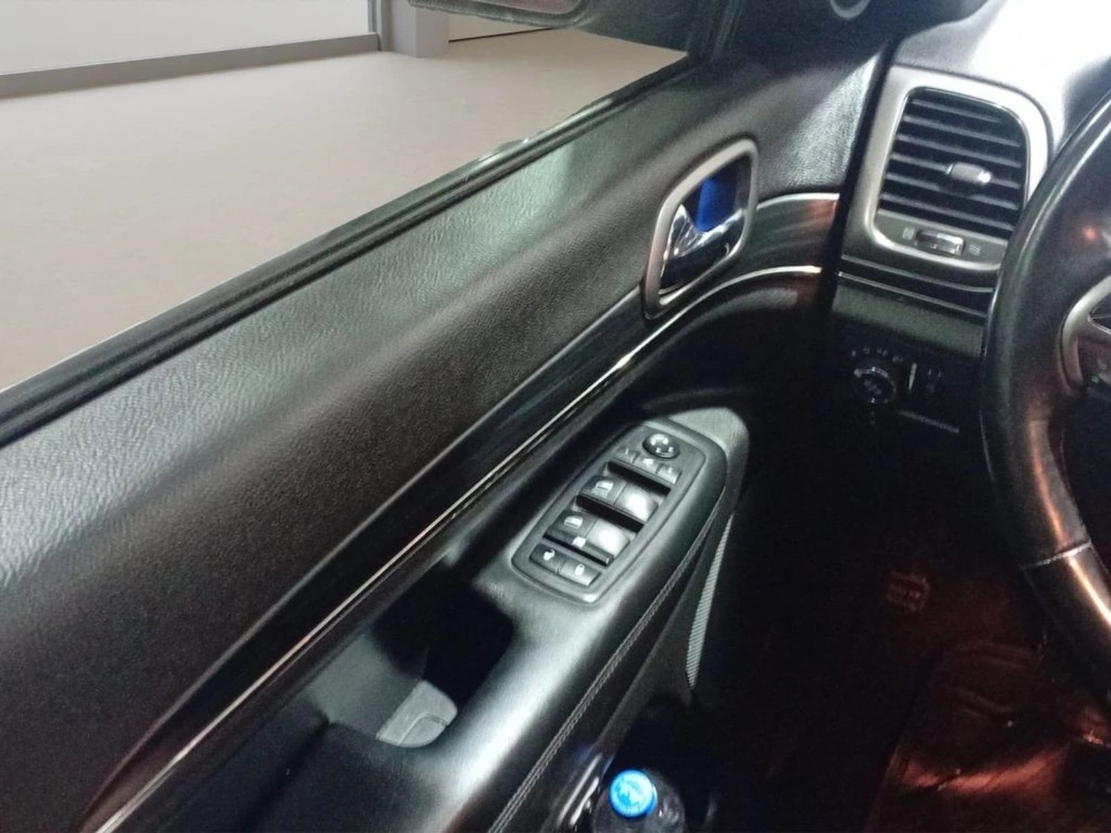 Jeep GRAND CHEROKEE GRAND CHEROKEE LTD 4X4 3.6 AUT 2021 - Imagen 9 de 15