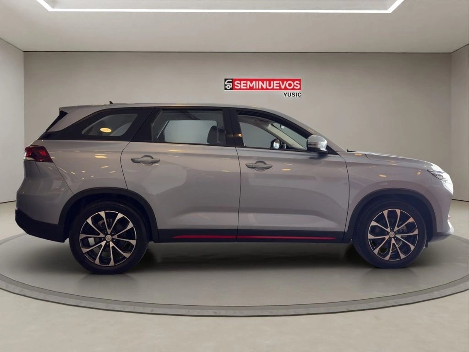 Changan X7 PLUS 1.5T LUXURY 4X2 MT 5P 2025 - Imagen 6 de 11