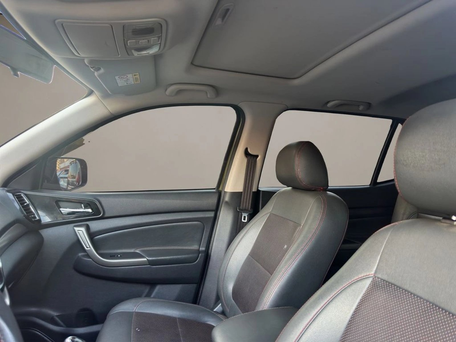 CHANGAN CX70 1.5T ELITE 4X2 MT 5P 2019 - Imagen 19 de 19