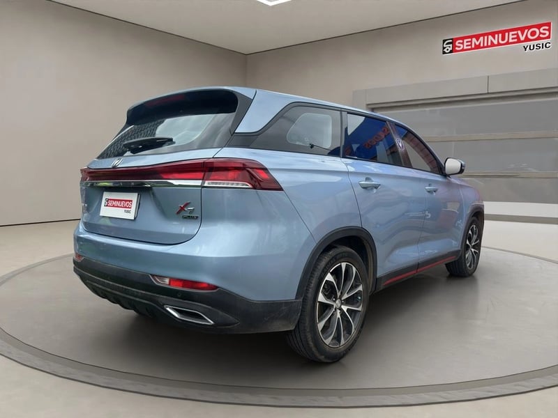 Changan X7 PLUS 1.5T LUXURY 4X2 MT 5P 2024 - Imagen 8 de 19