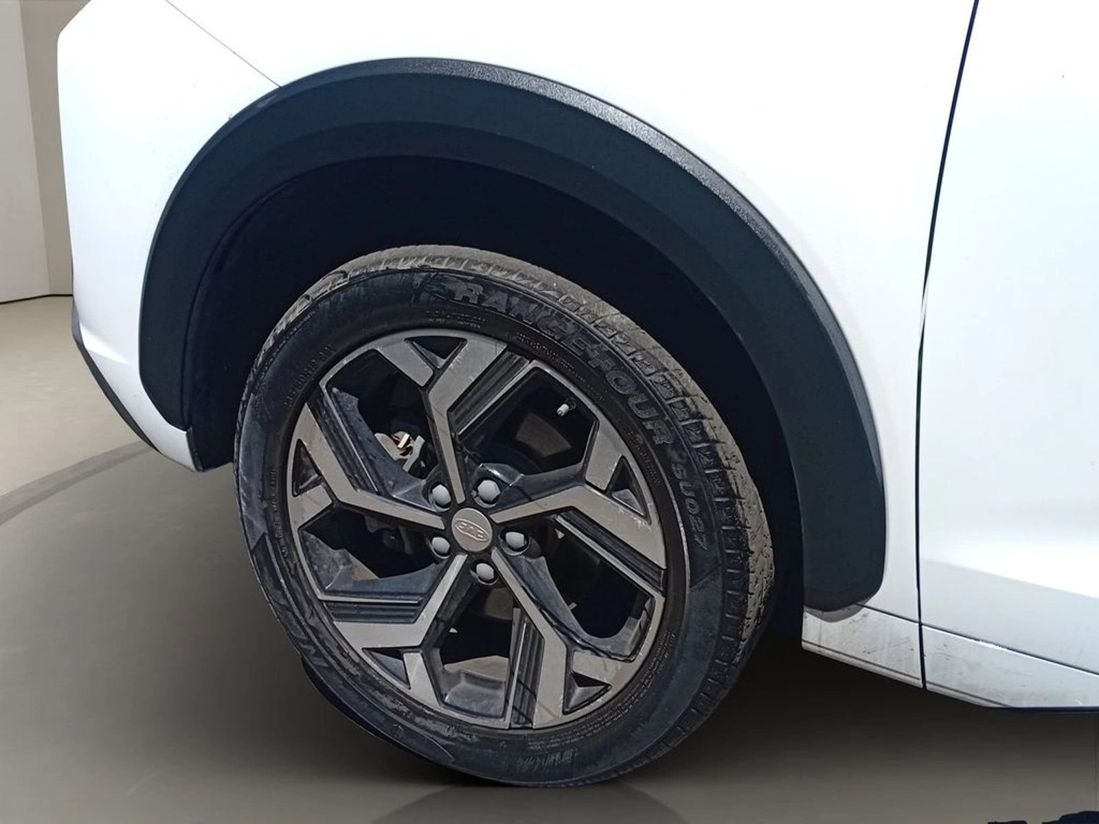 JAC JS8 1.5 LUXURY SE 4X2 6MT 5P 2023 - Imagen 13 de 13